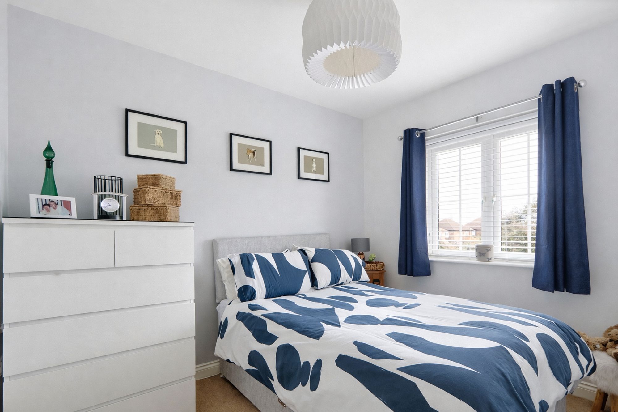 545c556c-dba4-4fe6-8290-59af1b7630d3