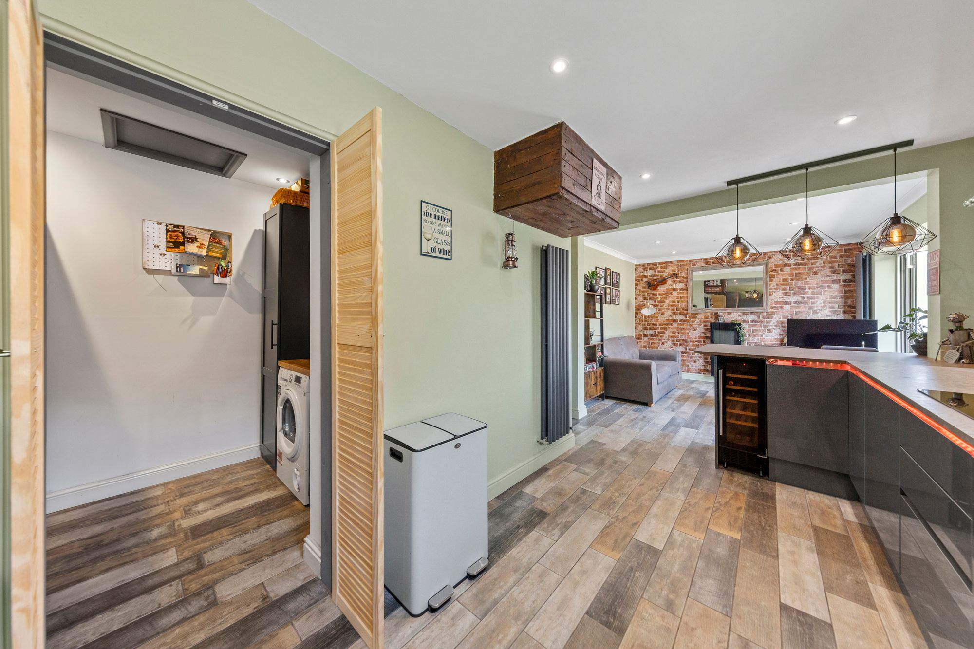 Dundee Close, Fearnhead, WA2