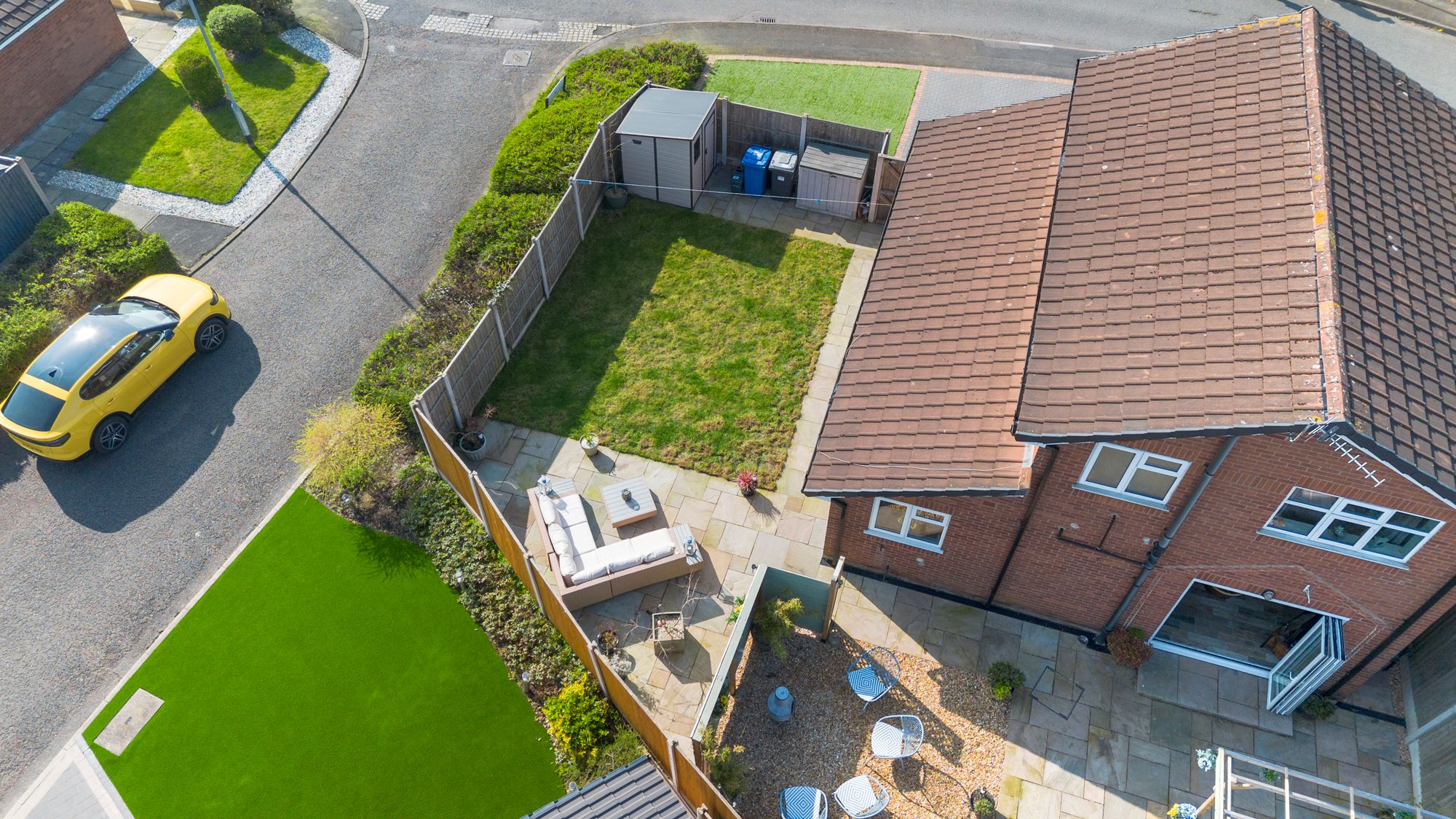 Dundee Close, Fearnhead, WA2