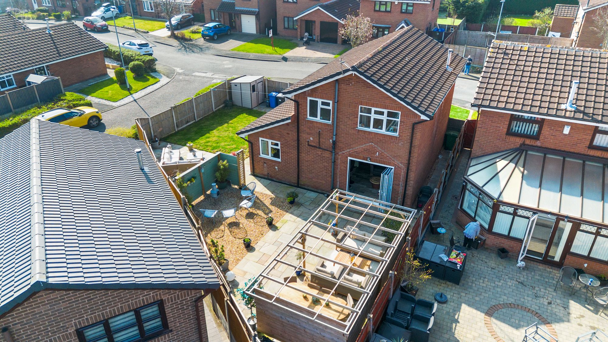 Dundee Close, Fearnhead, WA2