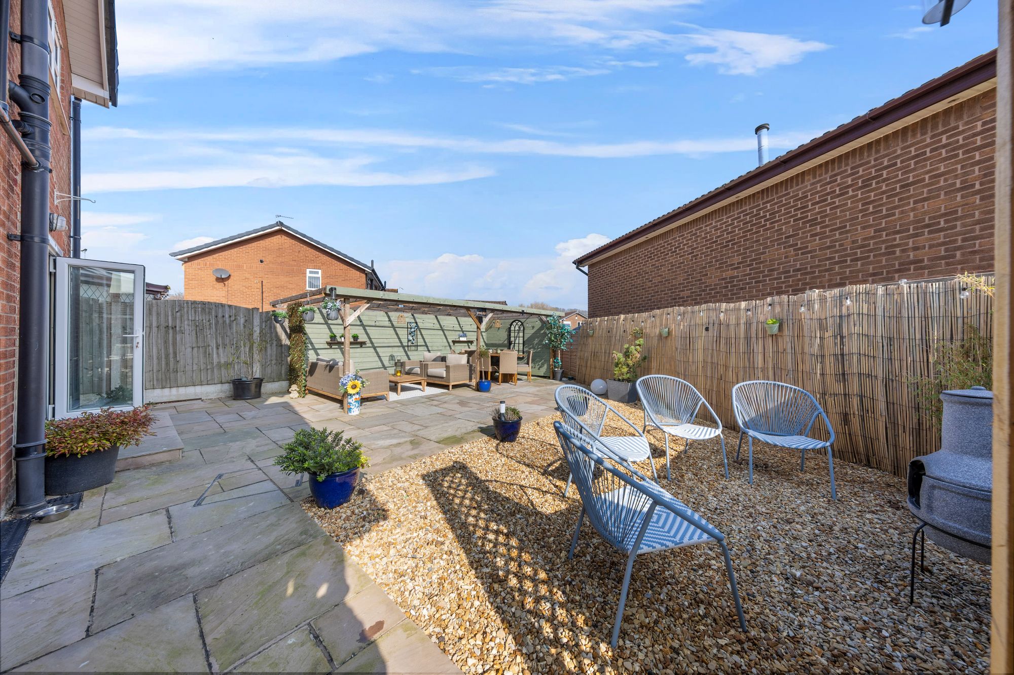 Dundee Close, Fearnhead, WA2