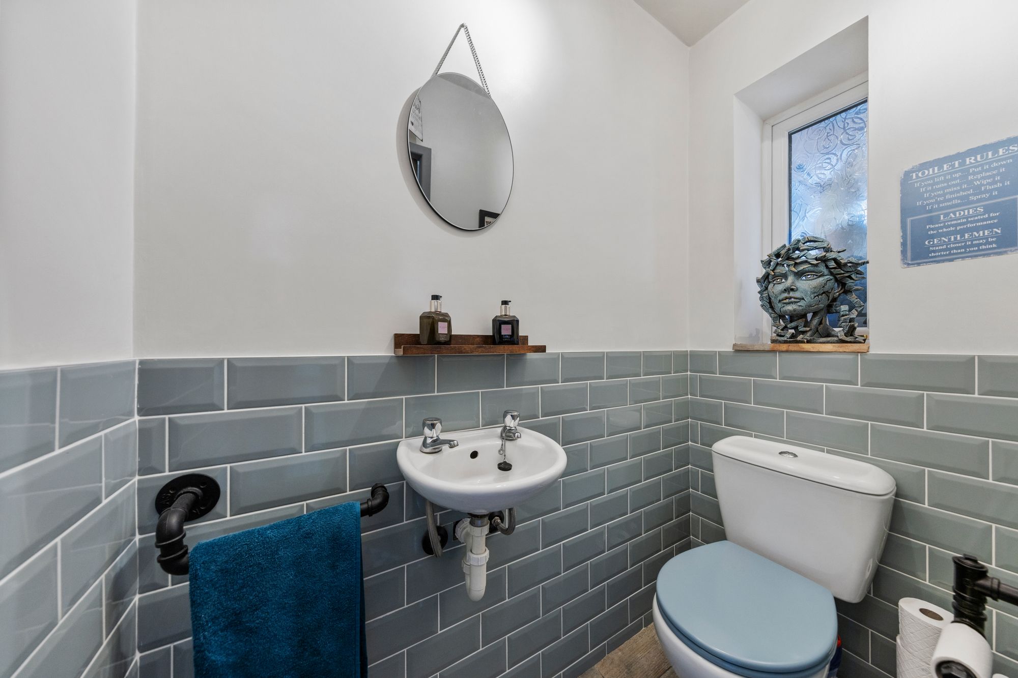 Dundee Close, Fearnhead, WA2