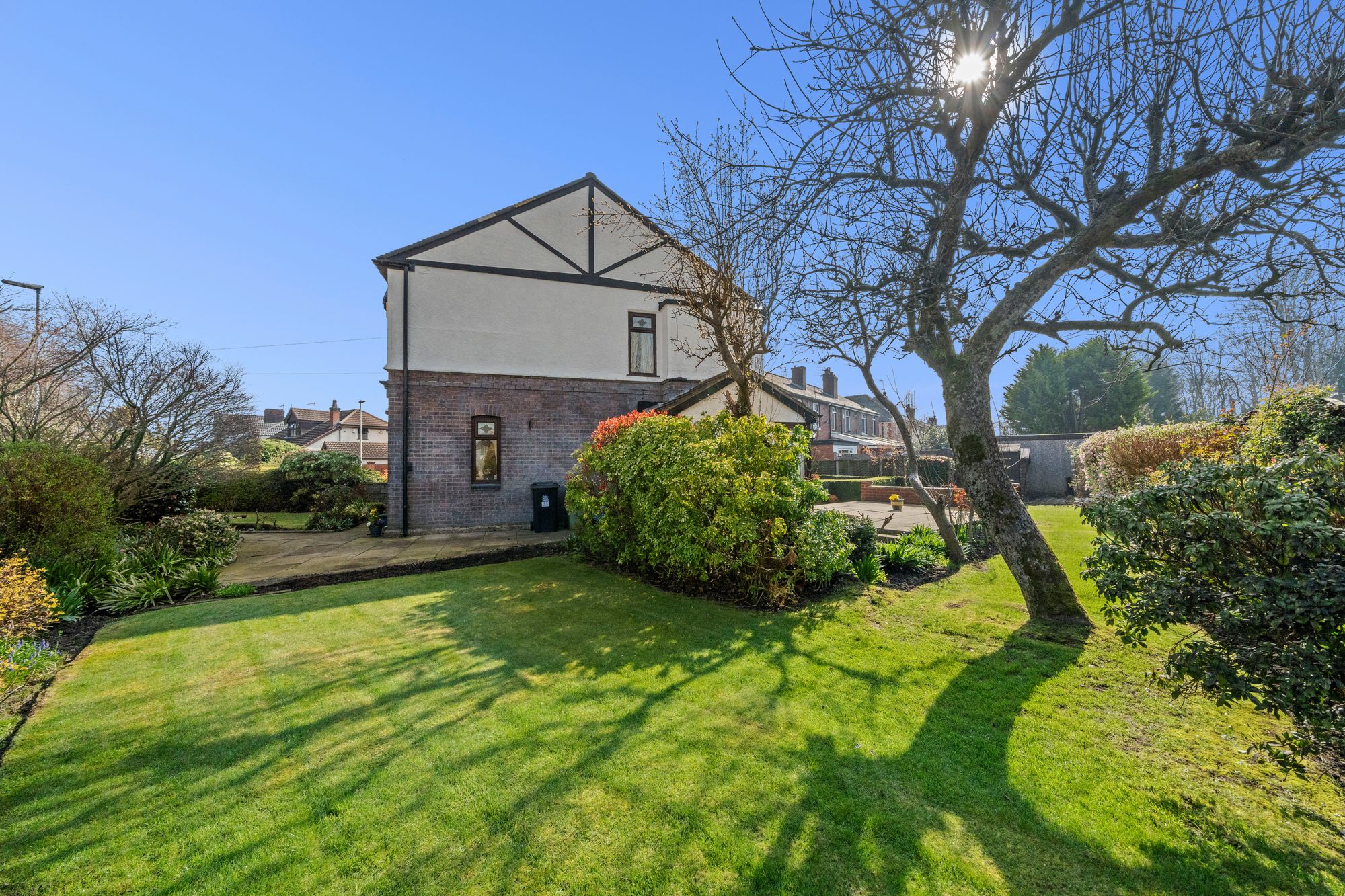 Vicarage Road, Wigan