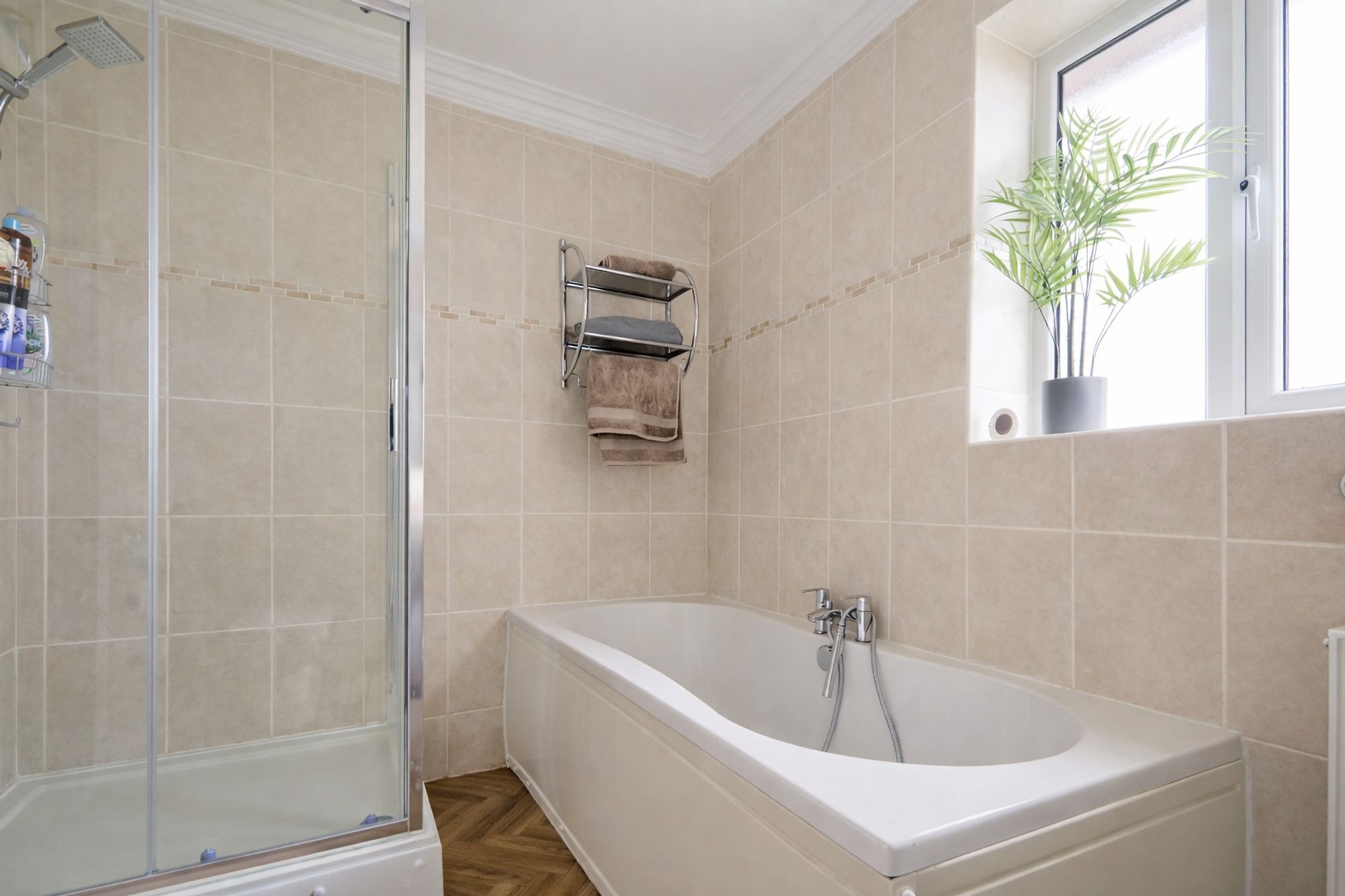 82dc0198-e3a2-46a5-a48b-06345841be87