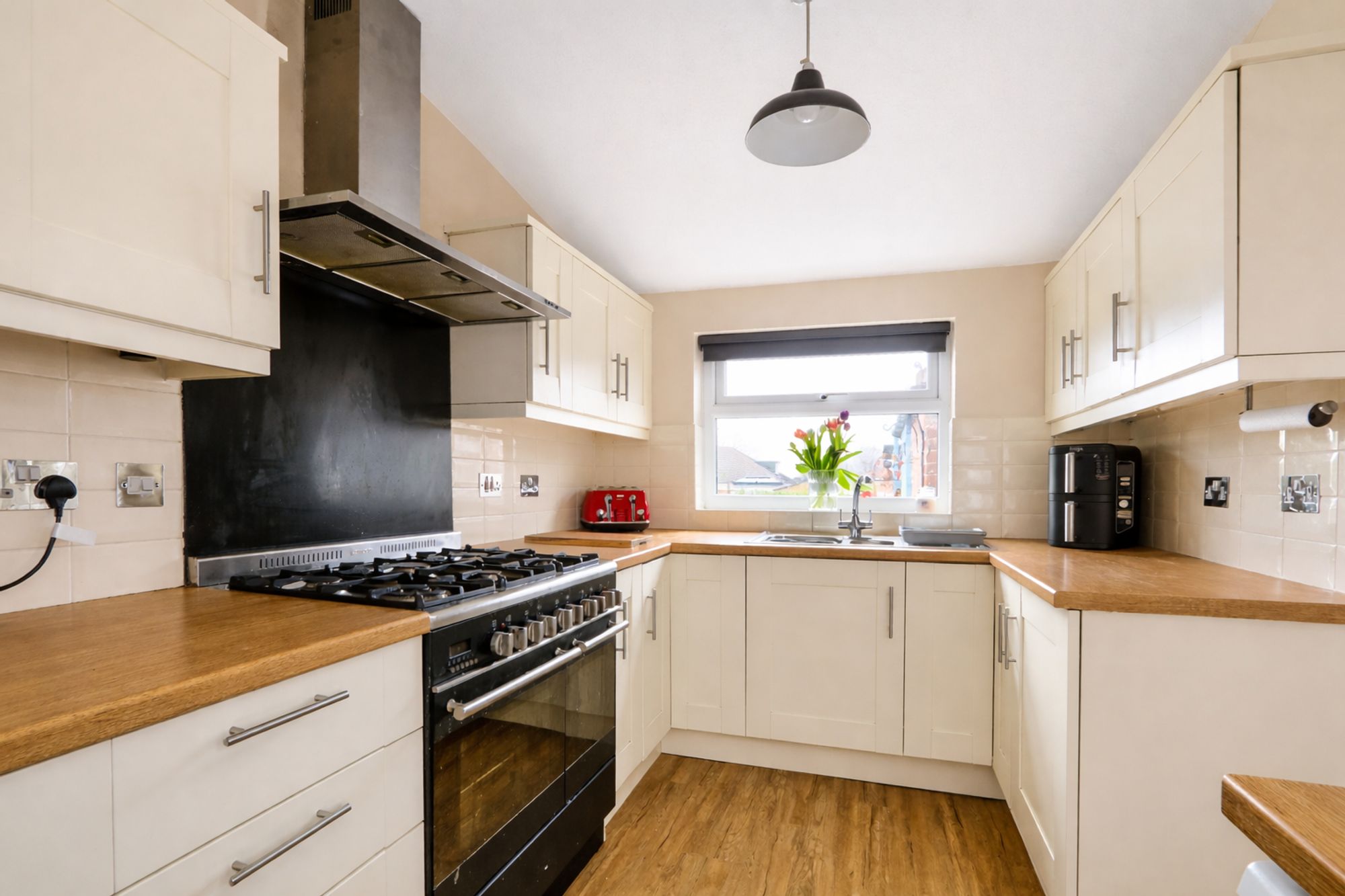 6e23193c-24f6-4e04-b76c-fb8d33c9559e