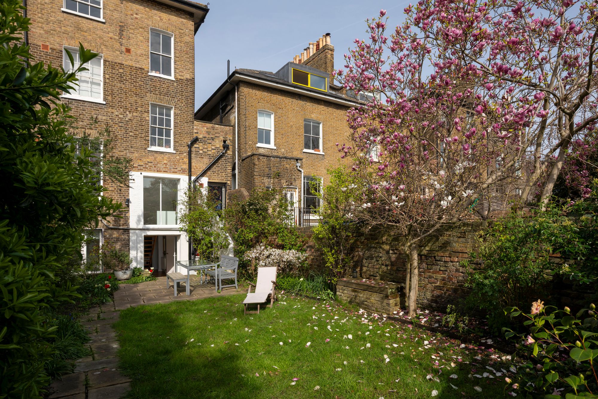 SOH Dalston House Richmond Road Exteriors Garden 7