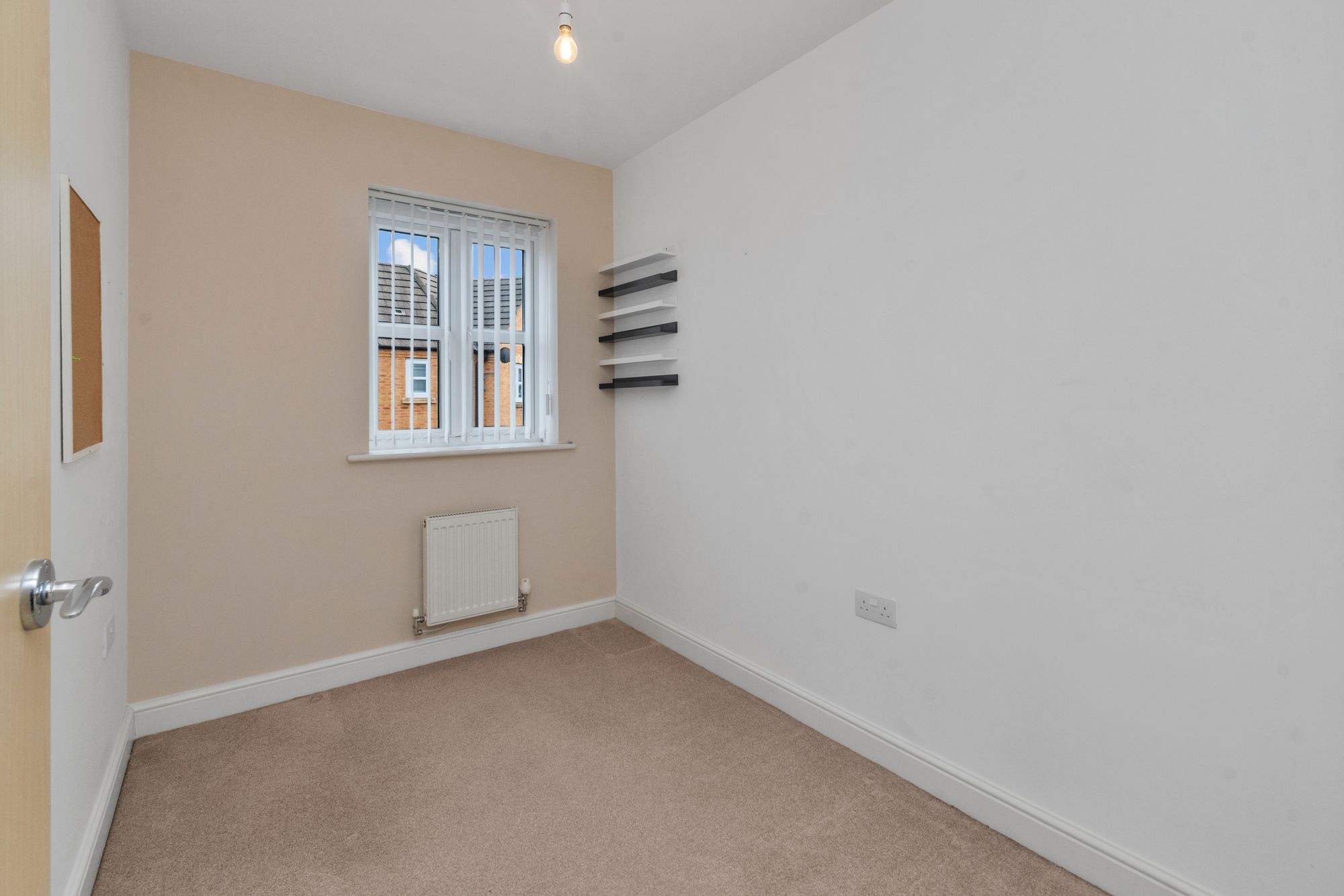 Washington Close, St. Helens, WA9