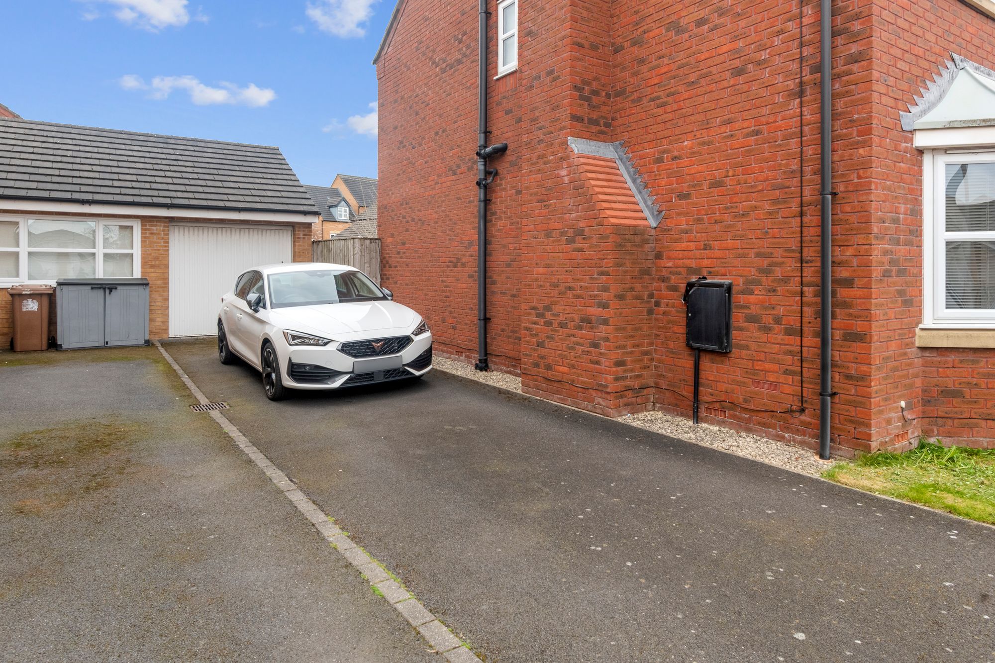 Washington Close, St. Helens, WA9