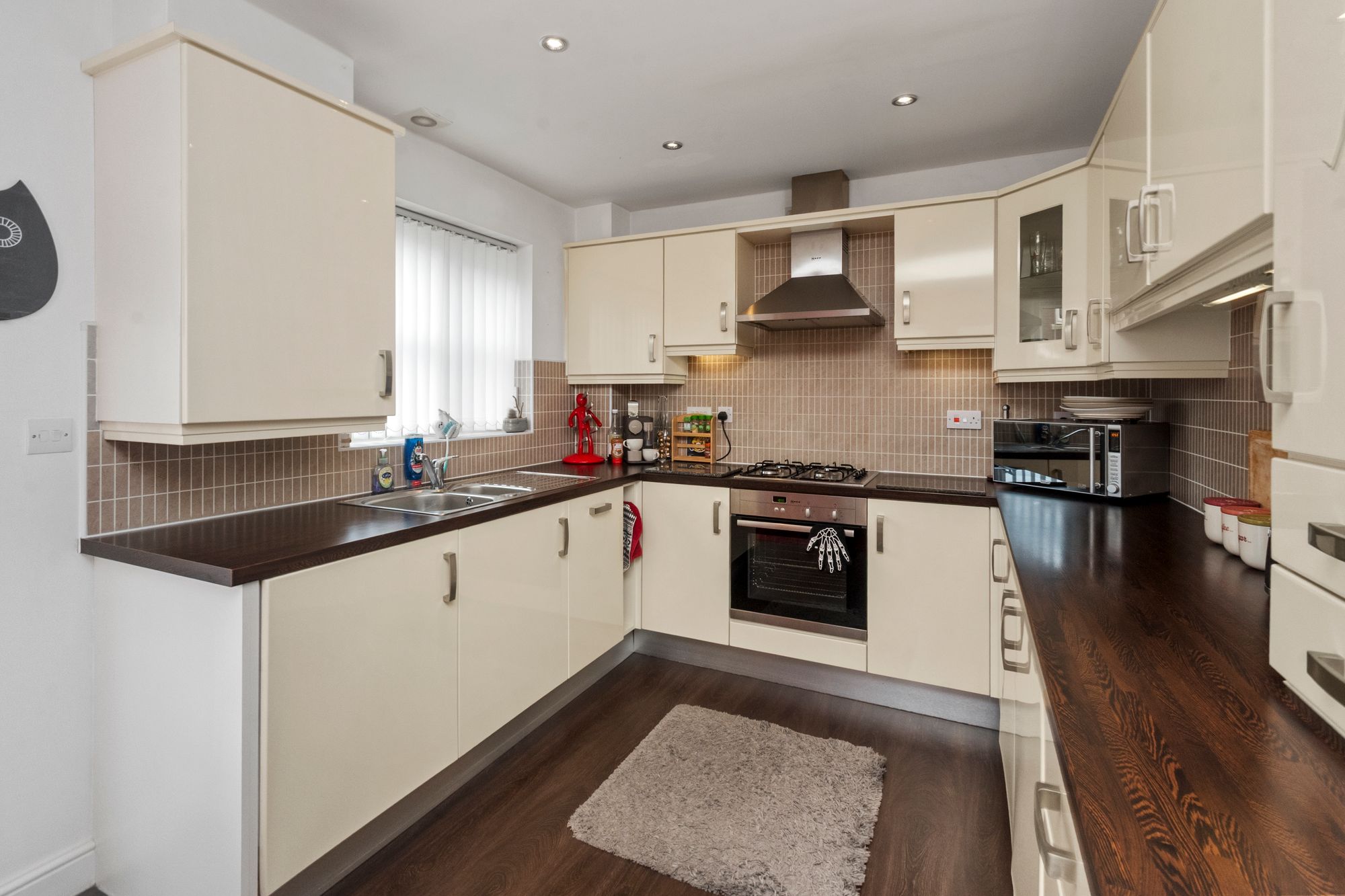 Washington Close, St. Helens, WA9