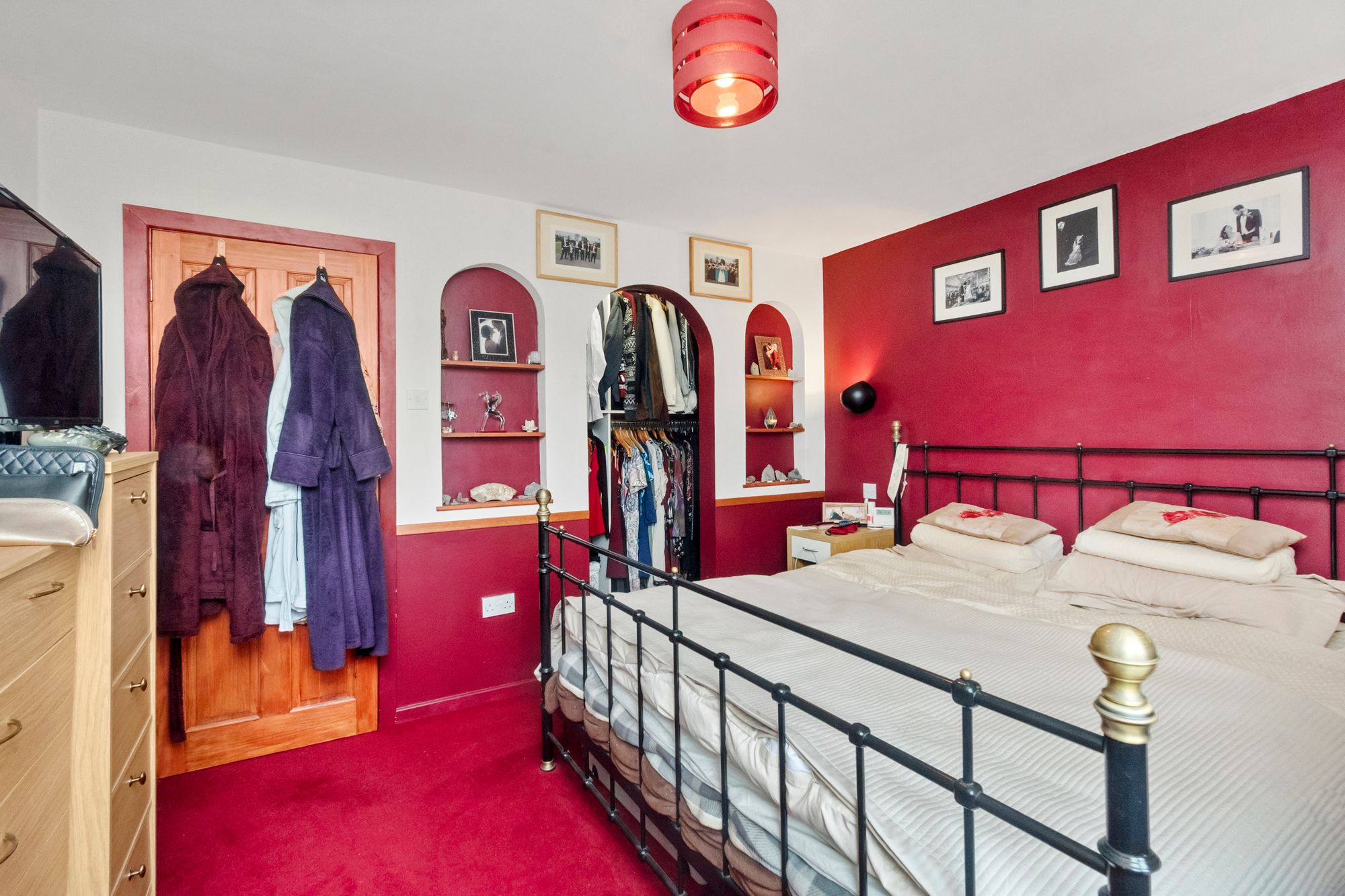 Bridge Road, St. Helens