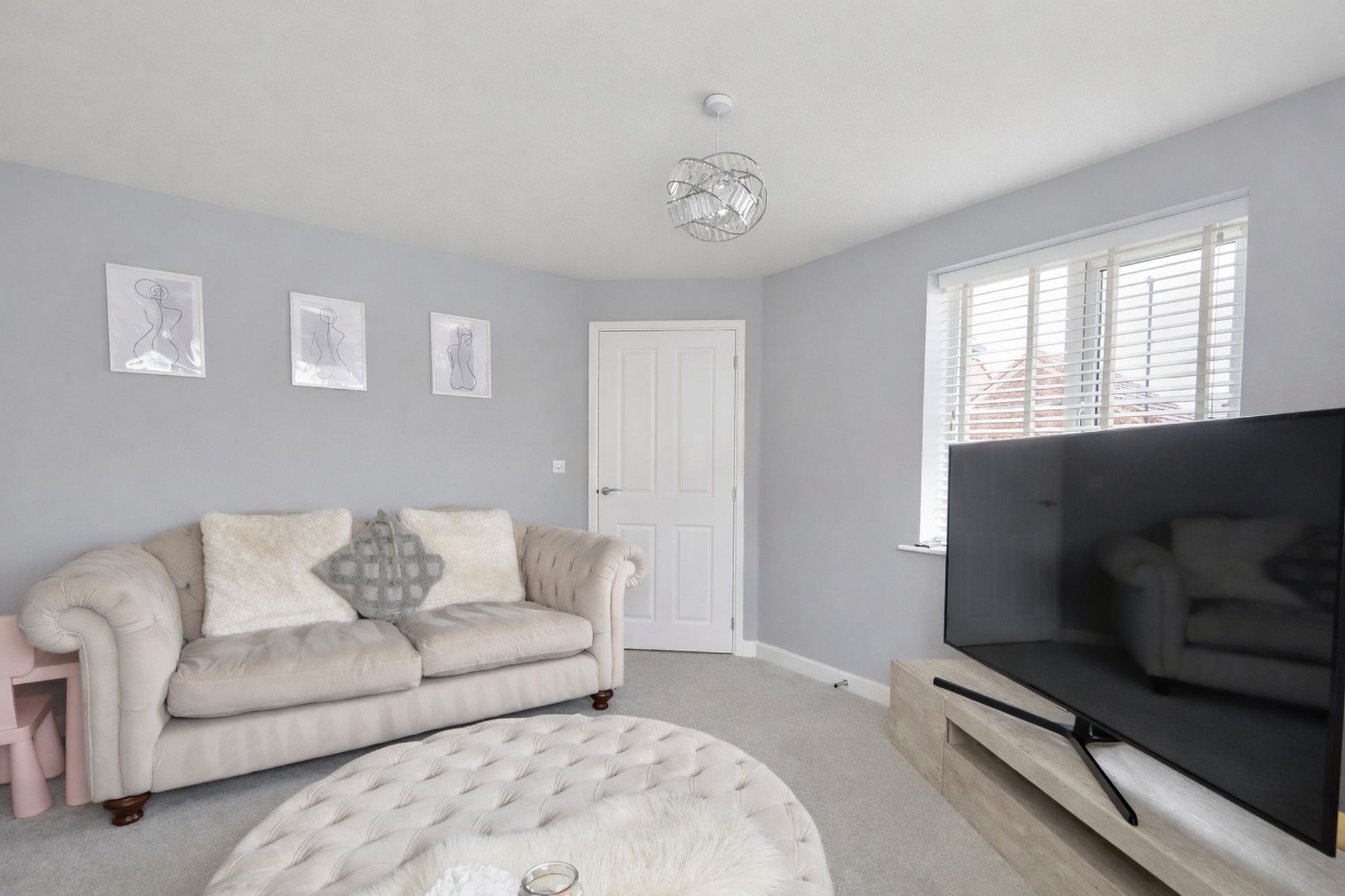 31a42ce4-2eeb-47bf-93c6-a8ad3d576fb1