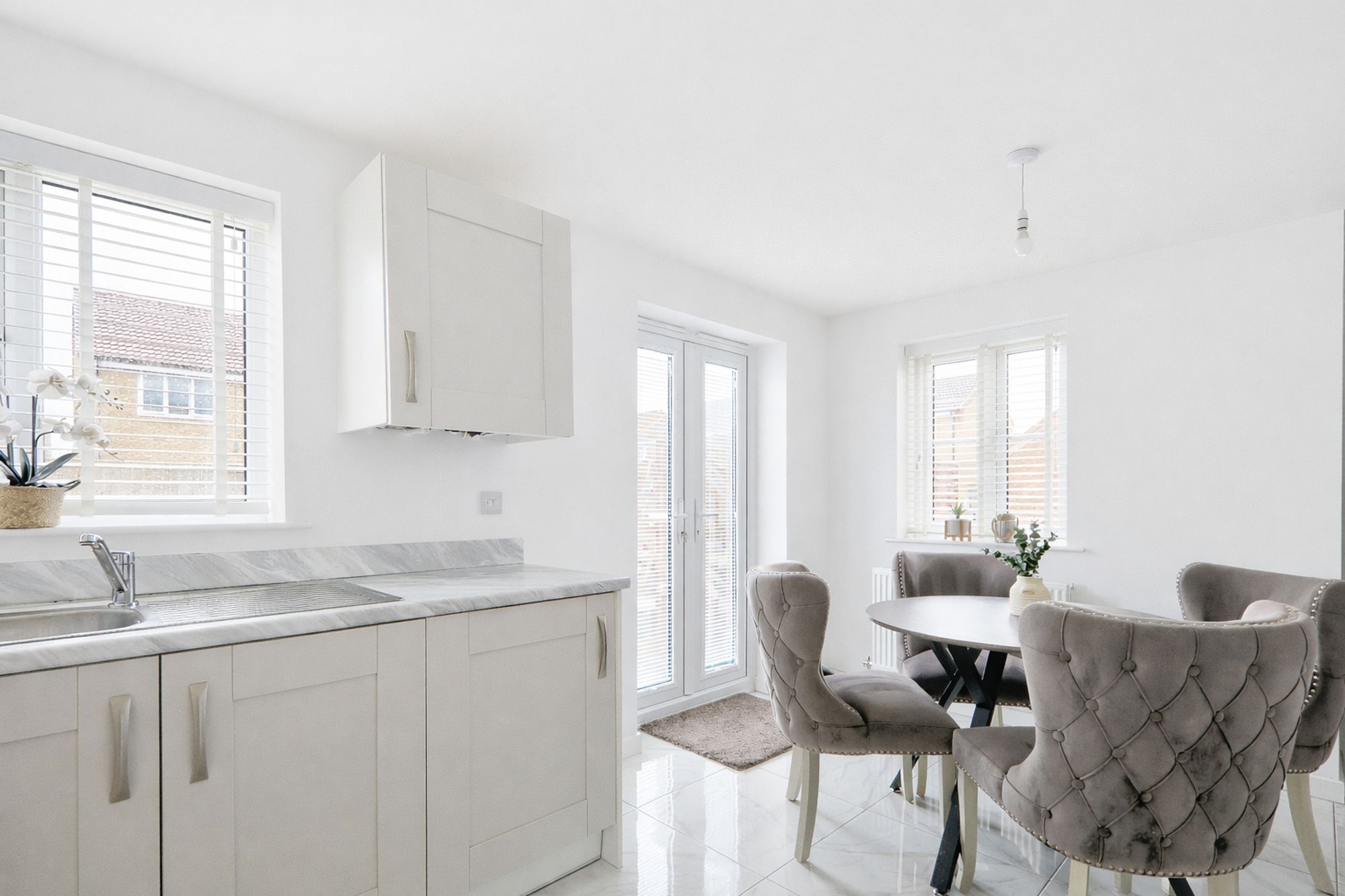 938ebc04-1f33-4dfa-8f80-d9ae887ef139