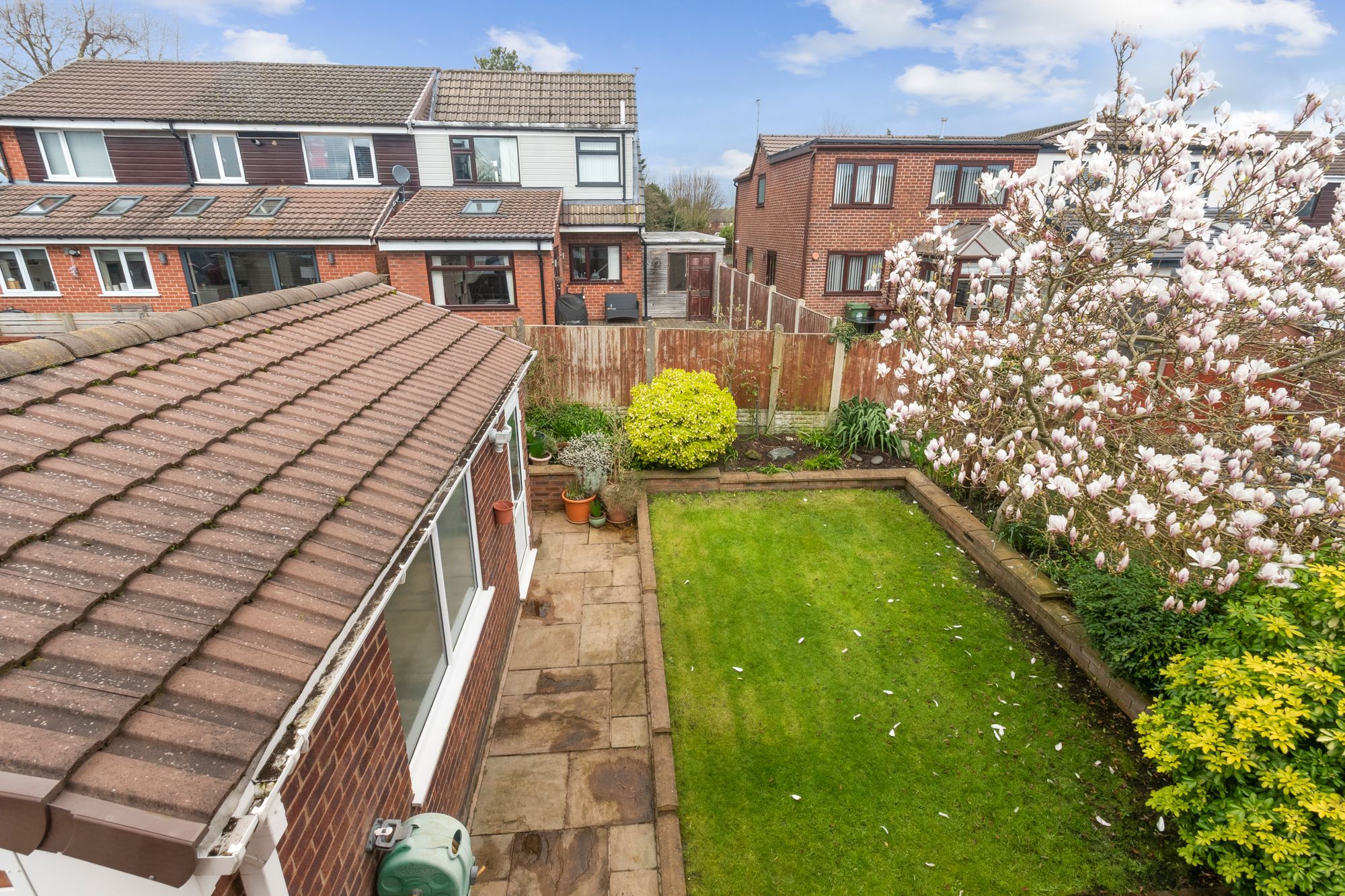 Selkirk Avenue, Wigan