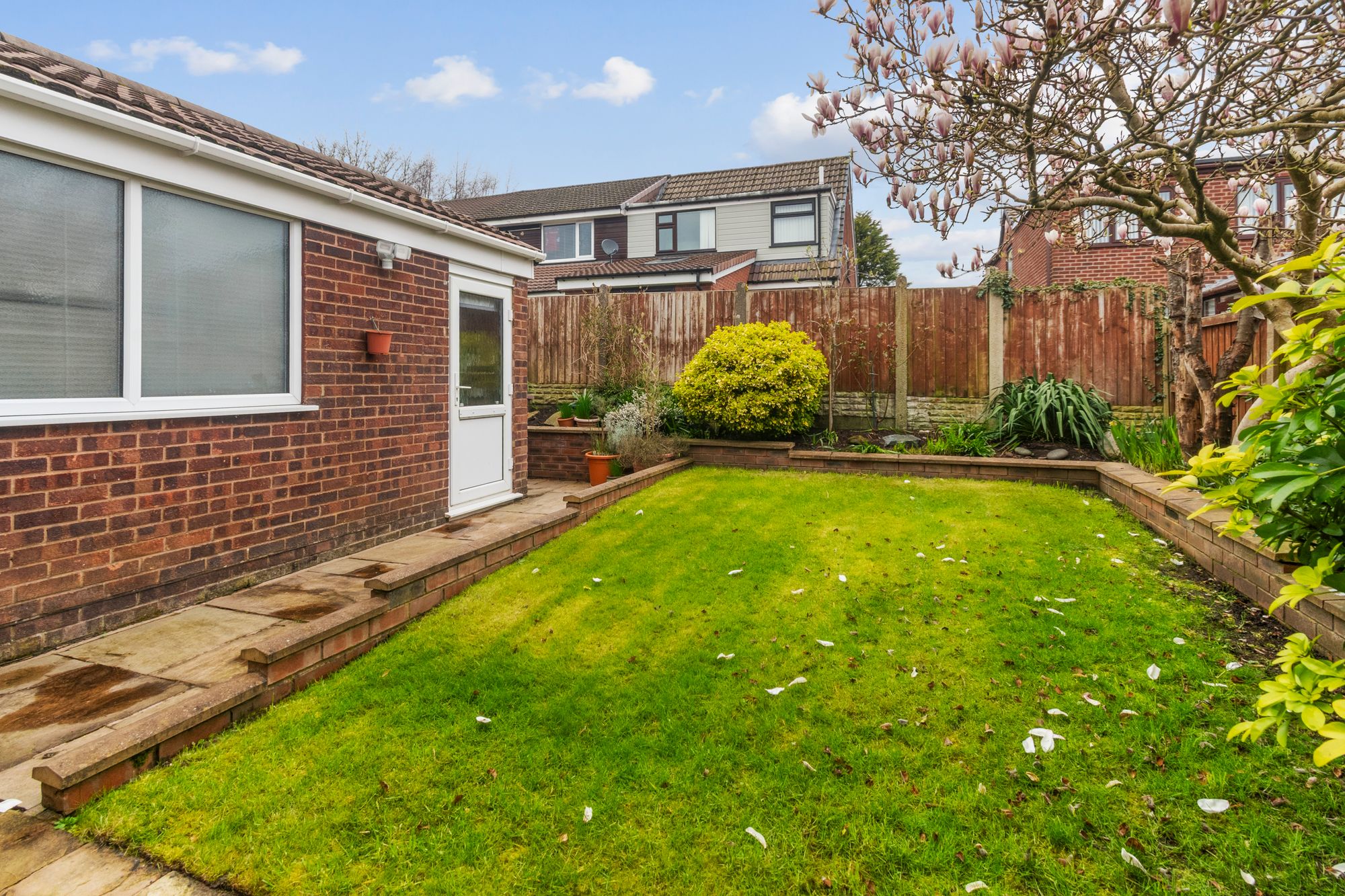 Selkirk Avenue, Wigan