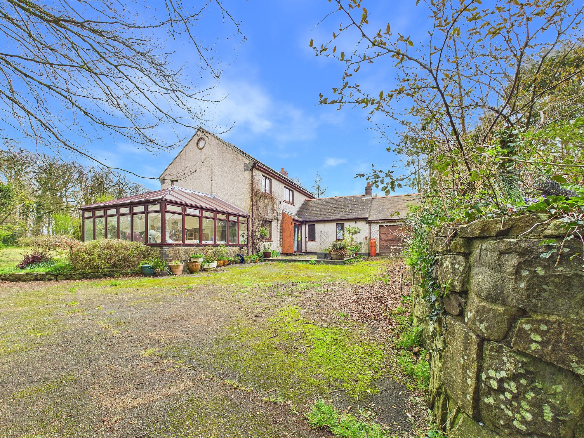 St. Nicholas, Goodwick, SA64