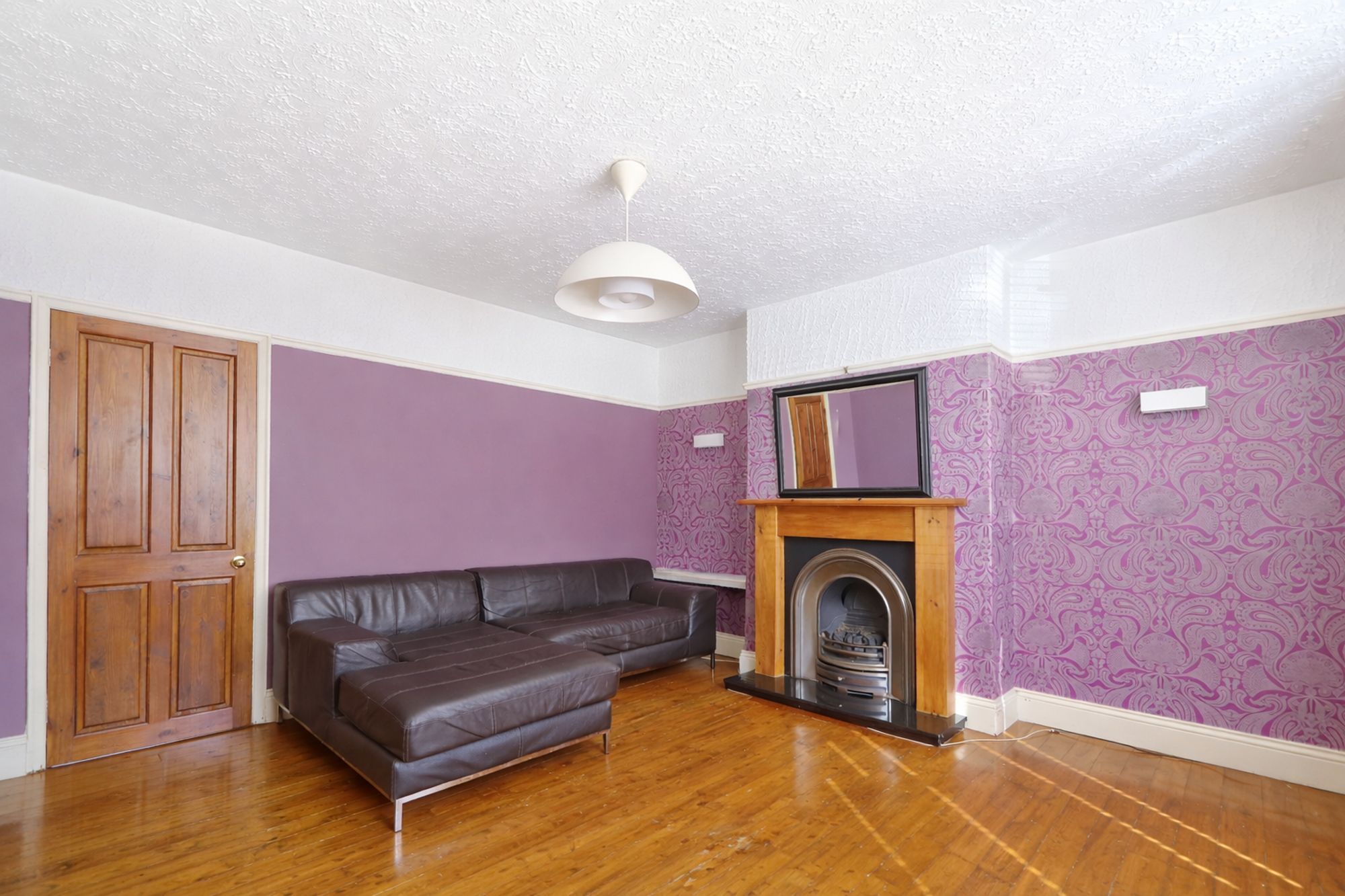 bb542bc8-d28d-4b02-a082-fc6a287560c7