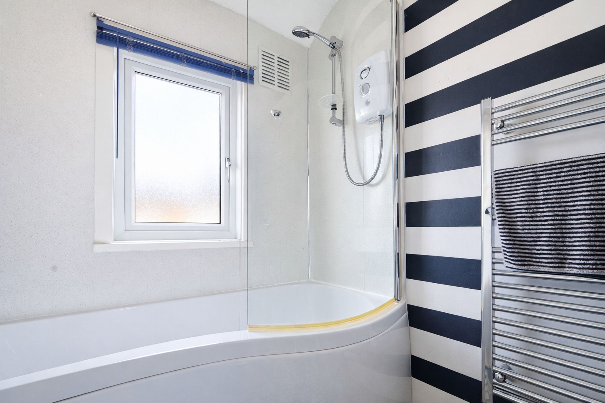 f128cbb8-4ebe-492b-ba2a-c907d4aae371