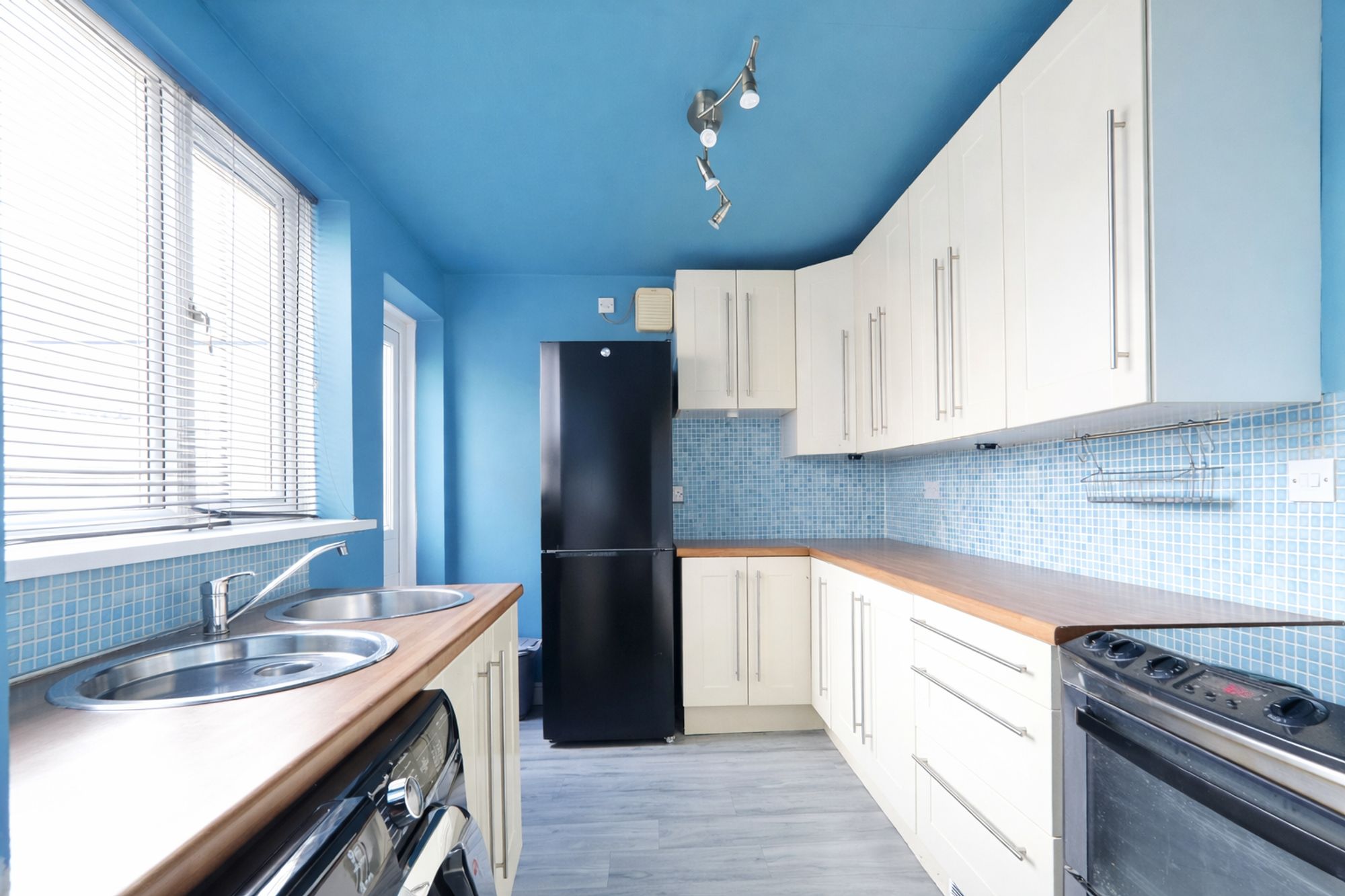 7c18c568-64d1-413b-9fe7-8ced7cba890f