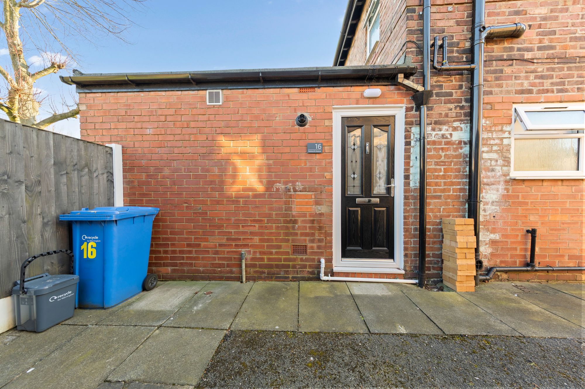 Budworth Avenue, Warrington