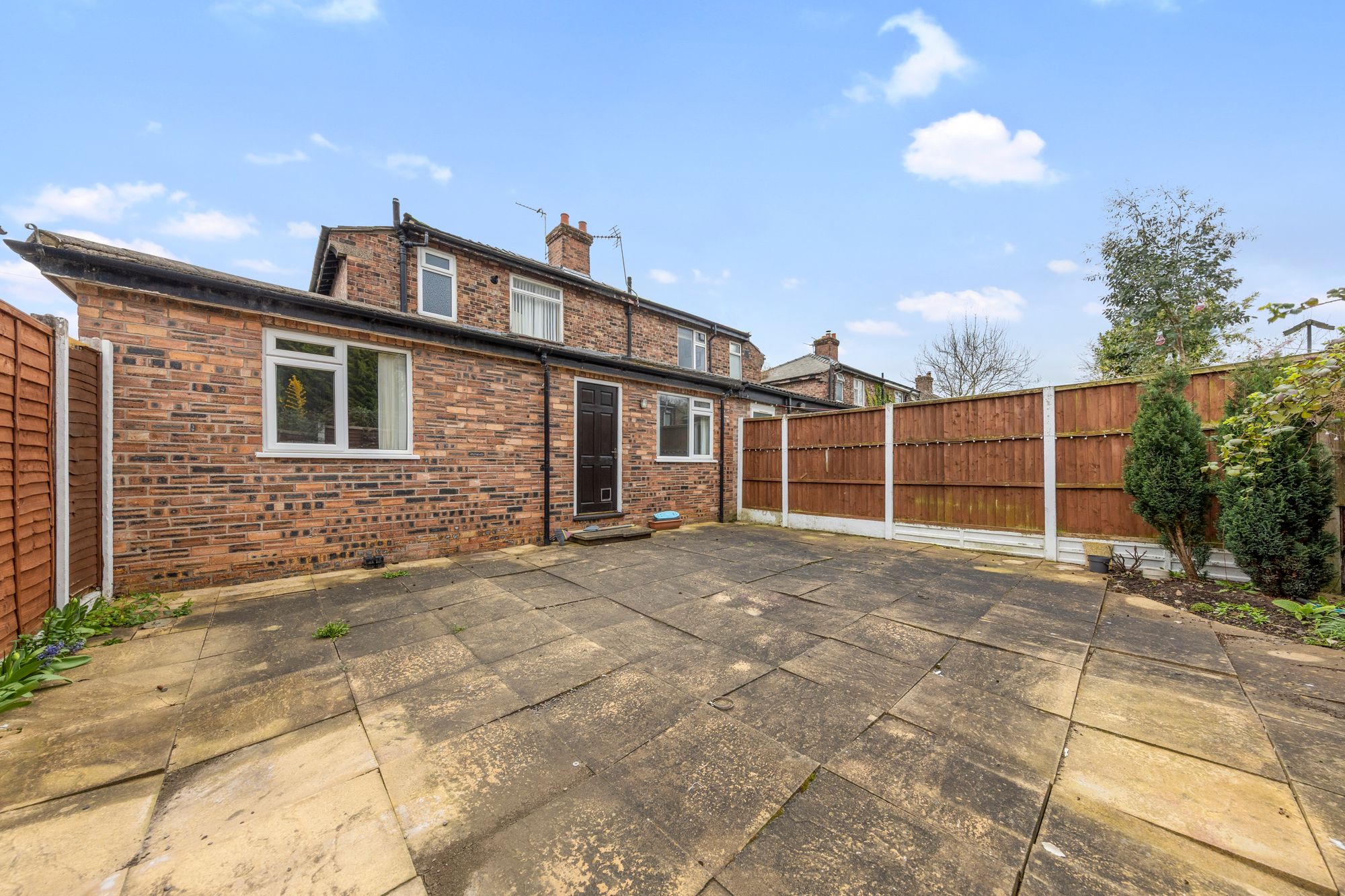 Chantler Avenue, Warrington