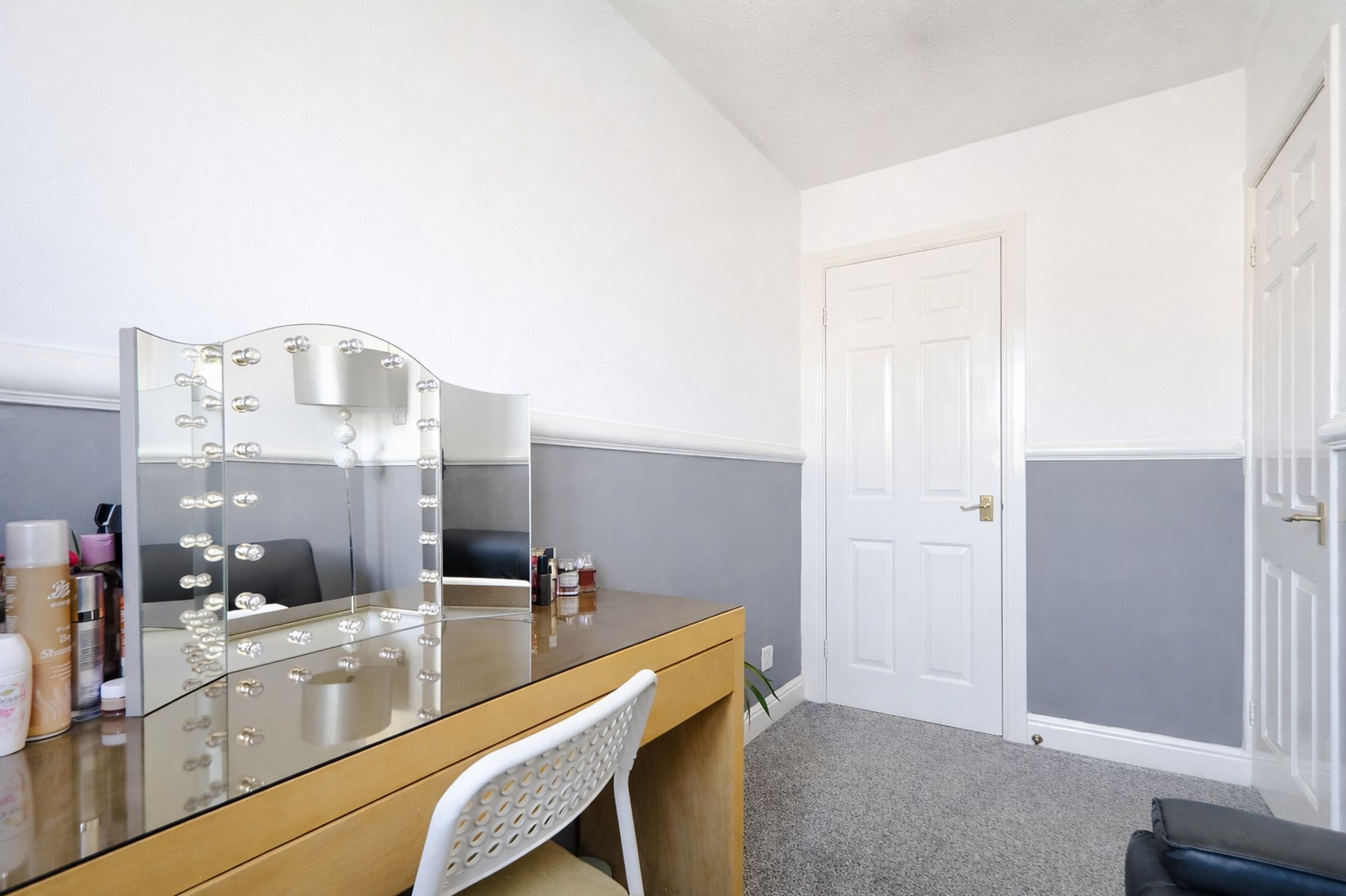 54f13a80-6410-4783-84e4-dc82eaa1c40b