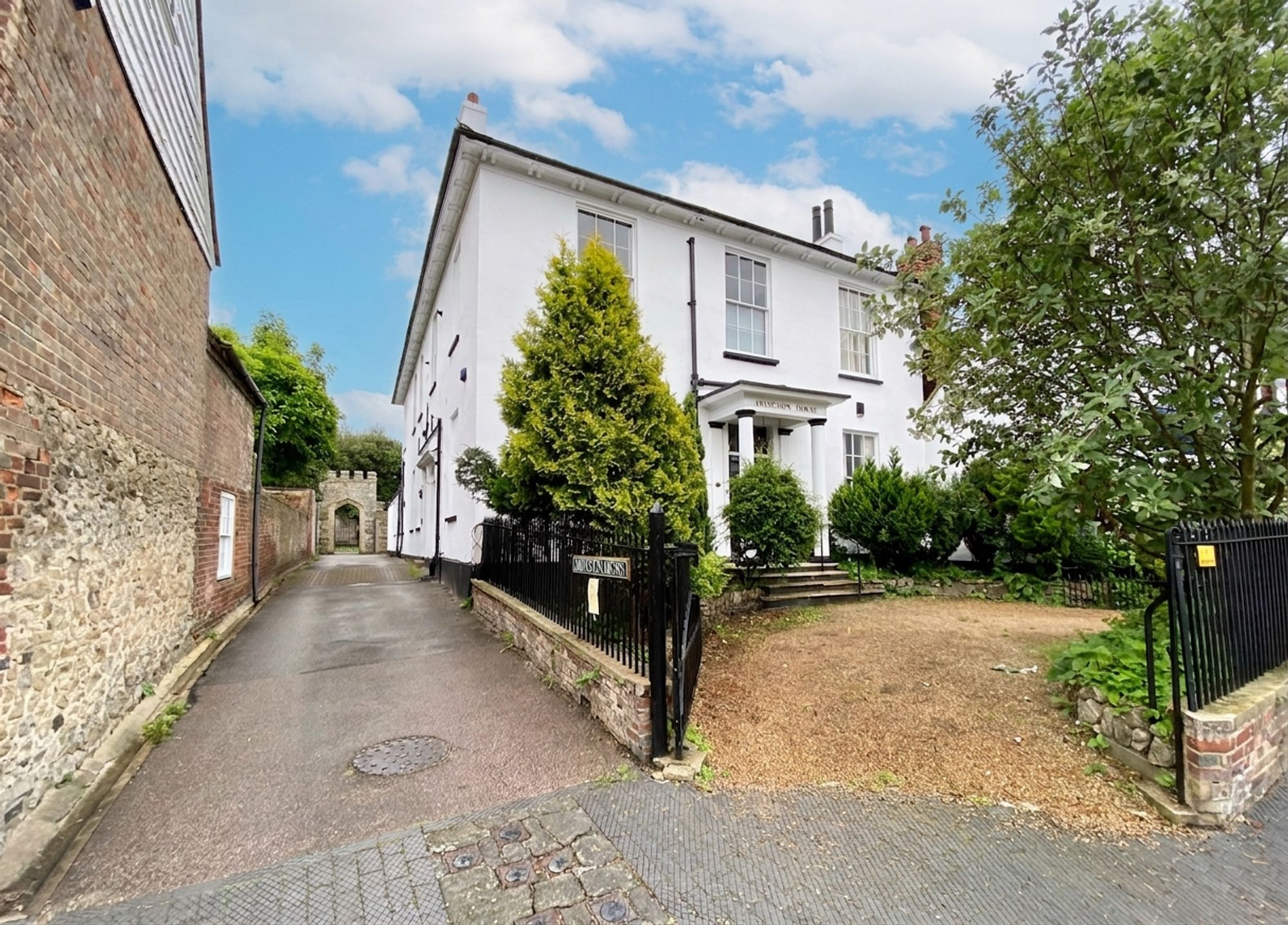 25 High Street, West Malling