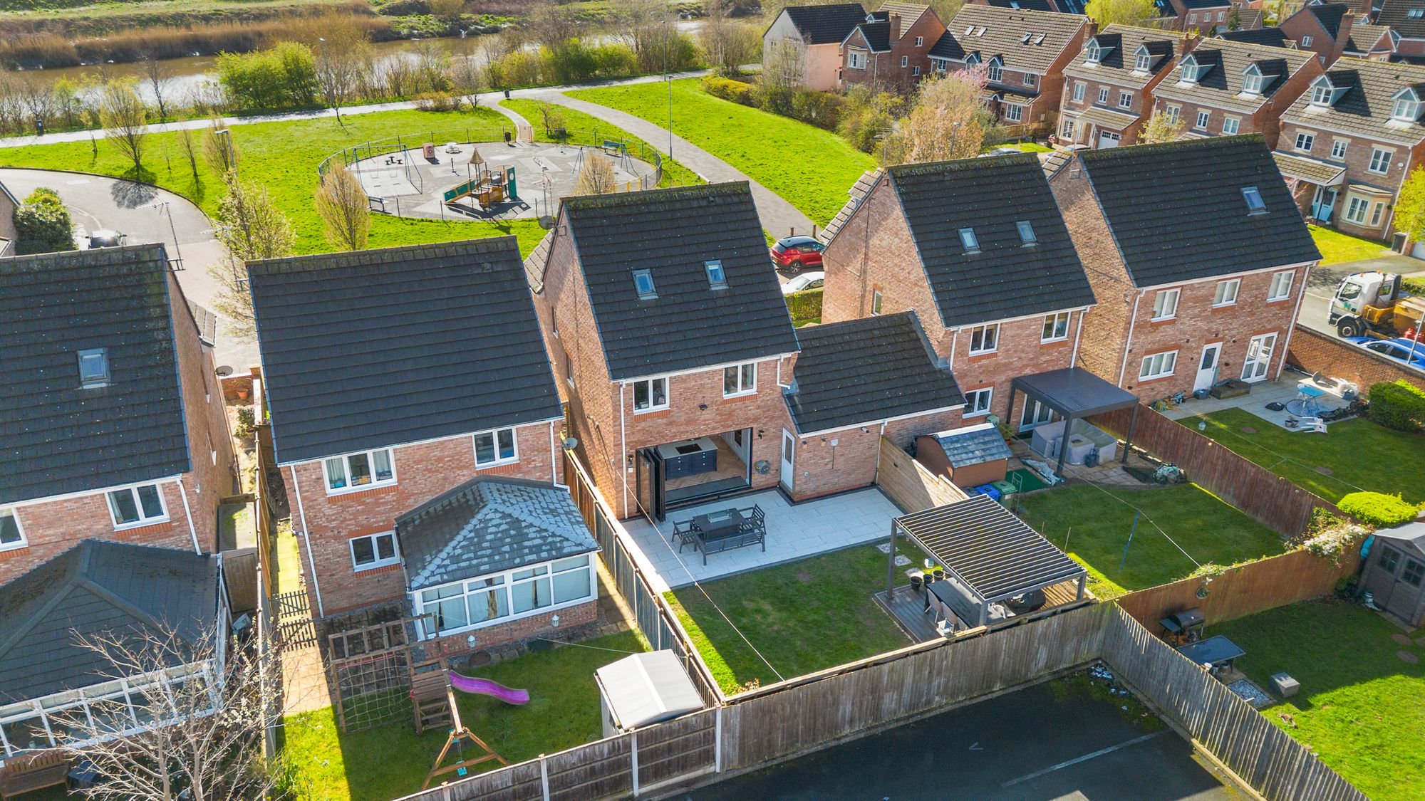 Honeysuckle Avenue, Warrington, WA5