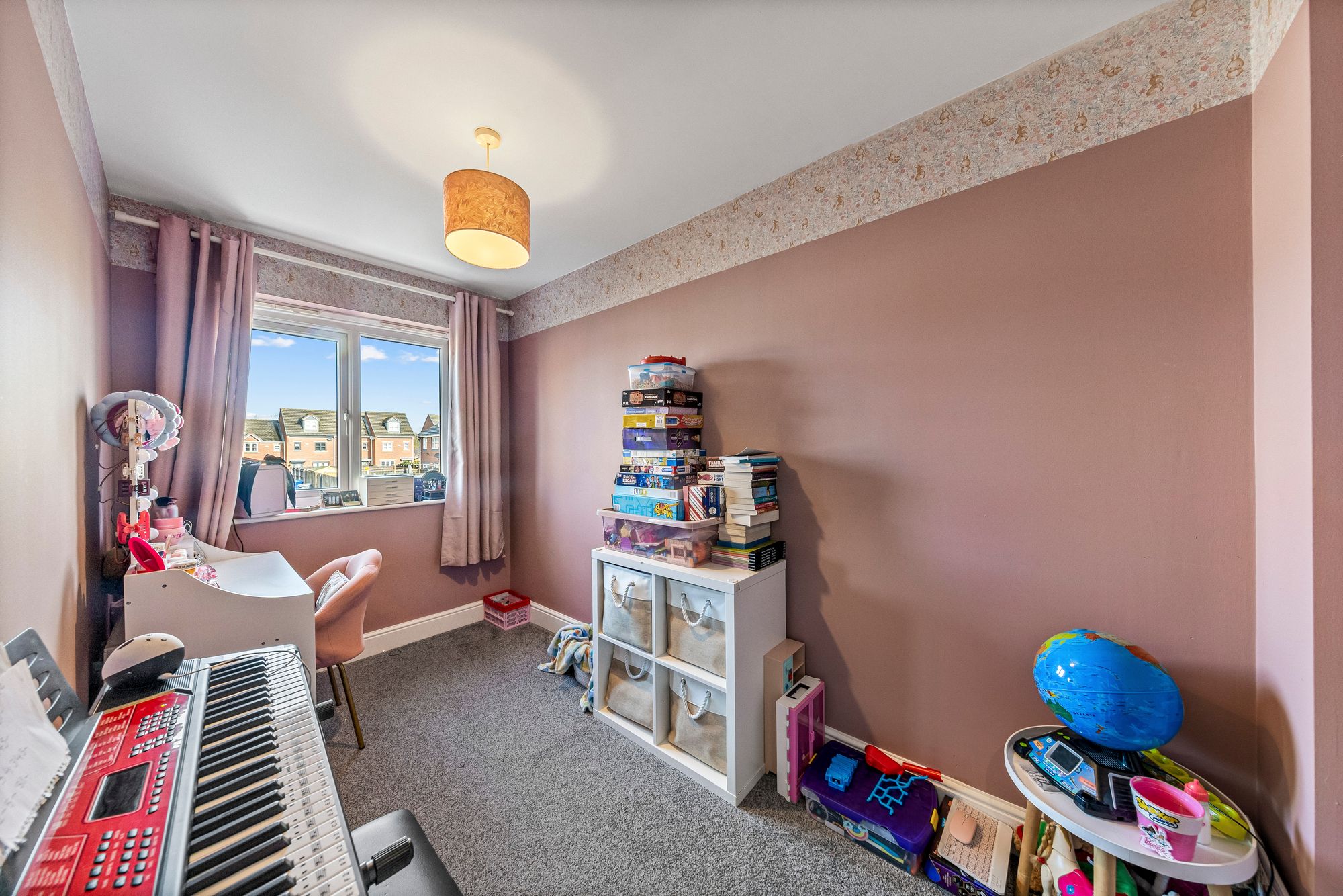 Honeysuckle Avenue, Warrington, WA5