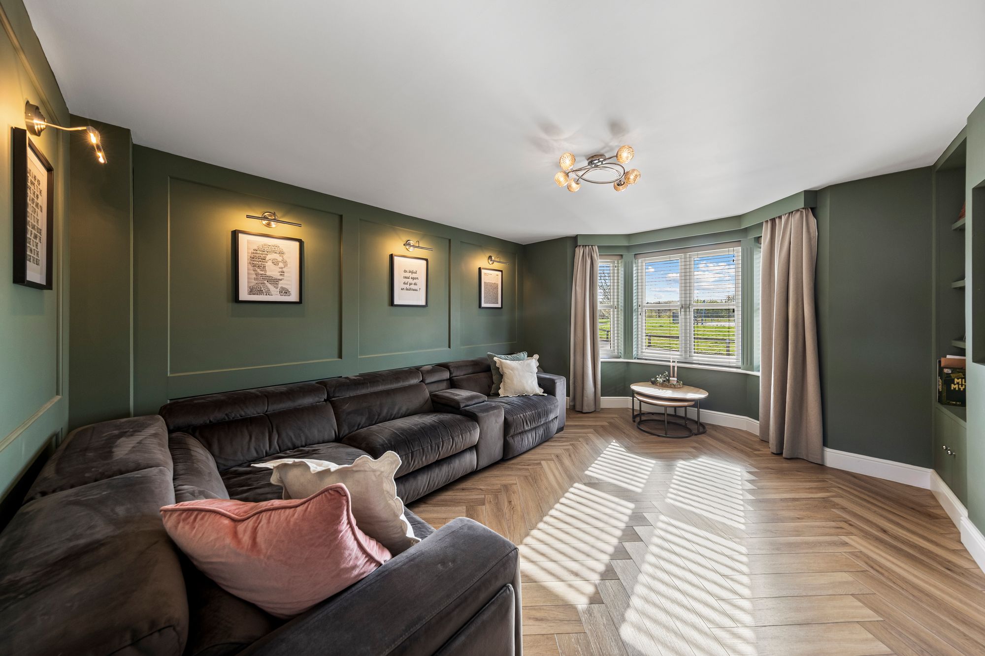 Honeysuckle Avenue, Warrington, WA5