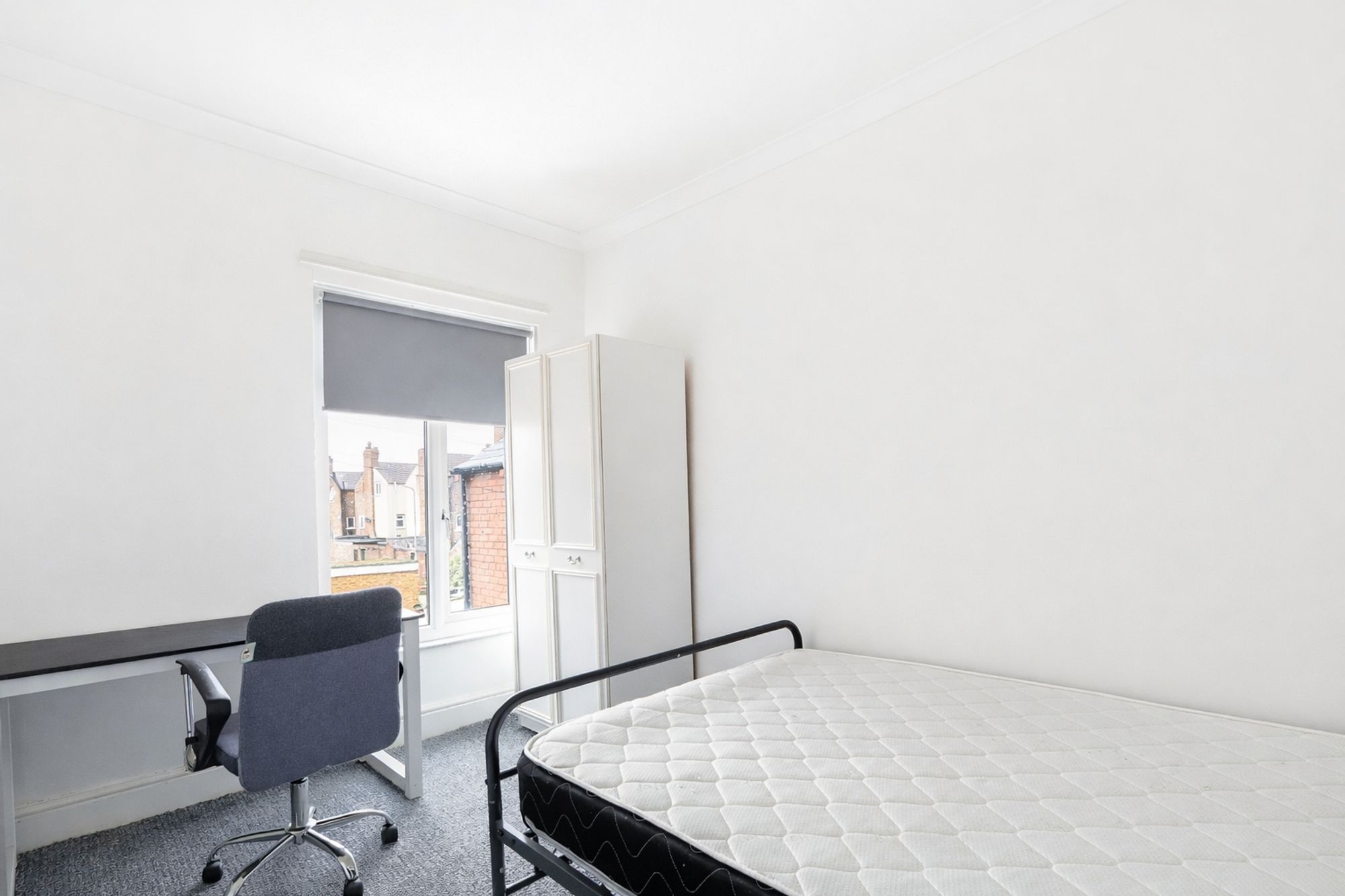 1ac9d65b-1fd2-49e5-9460-1a2f8139095b