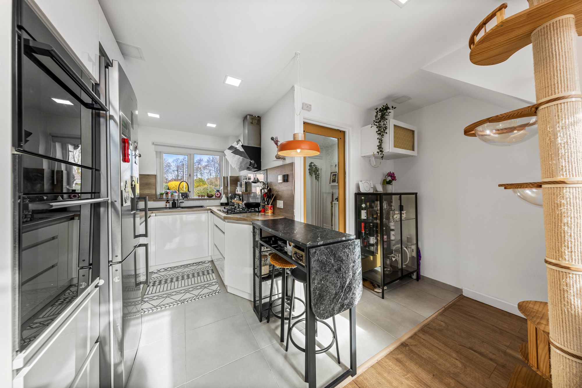 Wrexham Close, Warrington