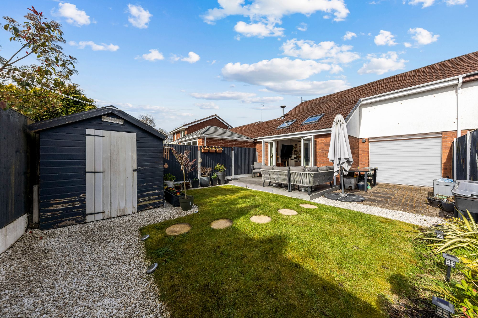 Wrexham Close, Warrington