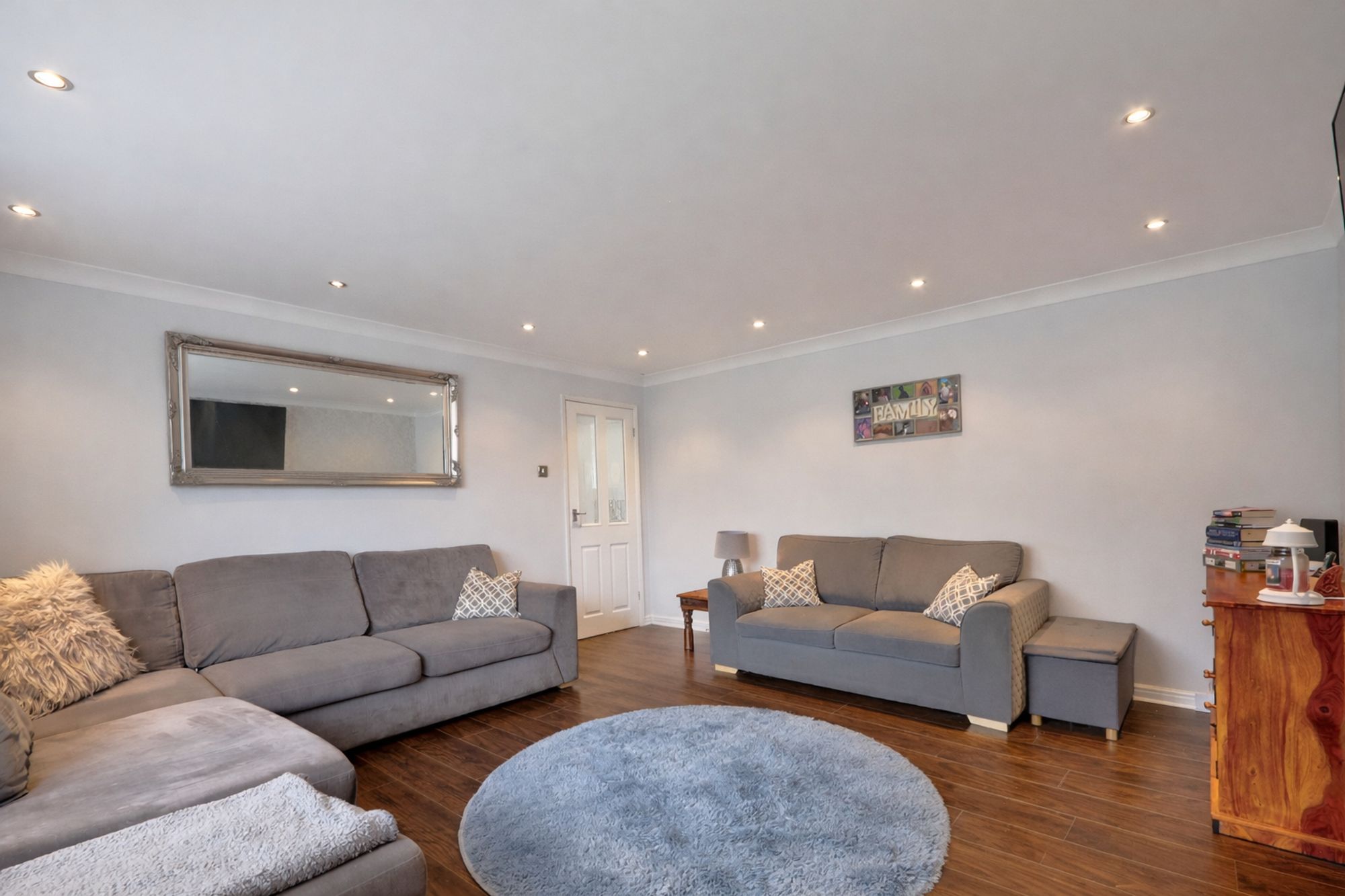 b228640d-8736-4eaf-bc8f-32f3e4179177