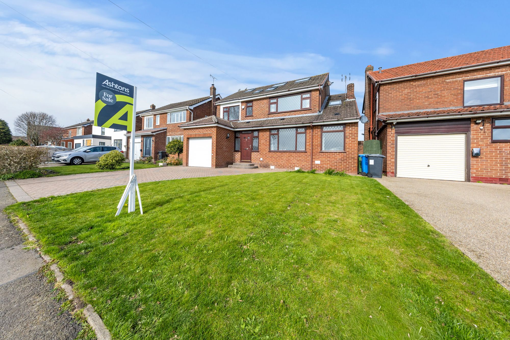 New Lane, Croft, WA3