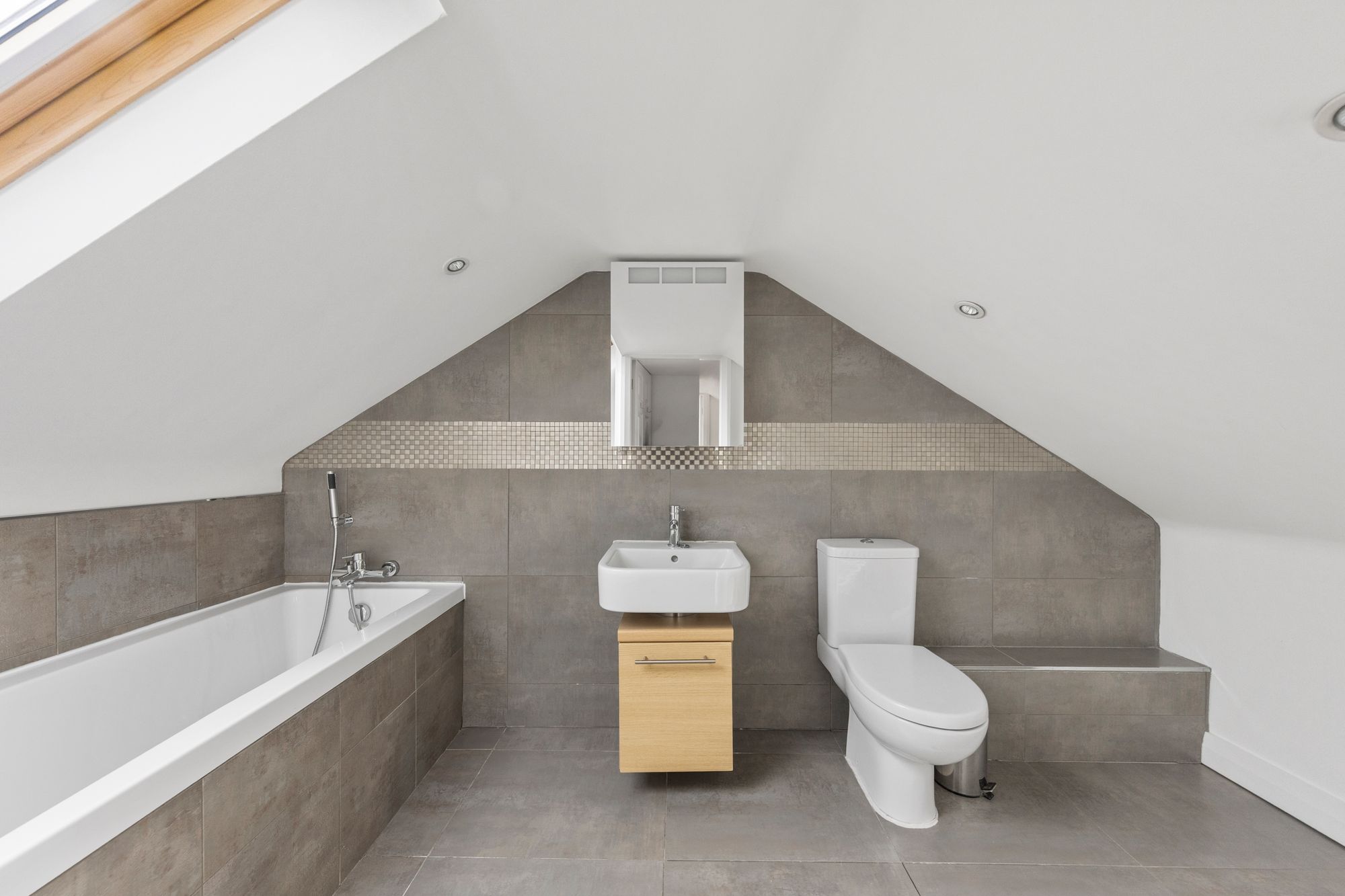 New Lane, Warrington