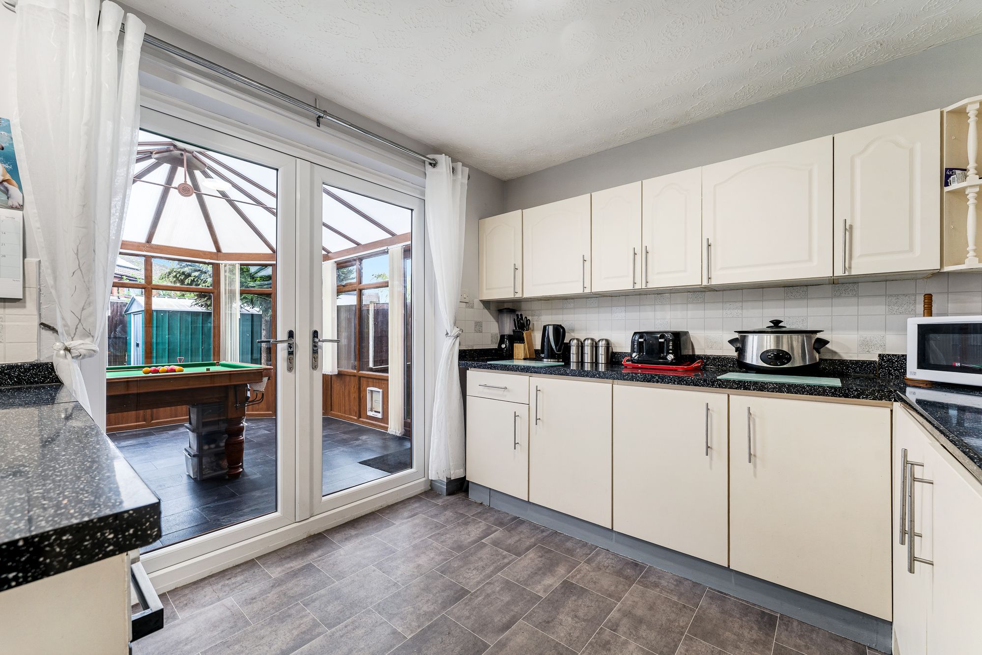 Flander Close, Widnes