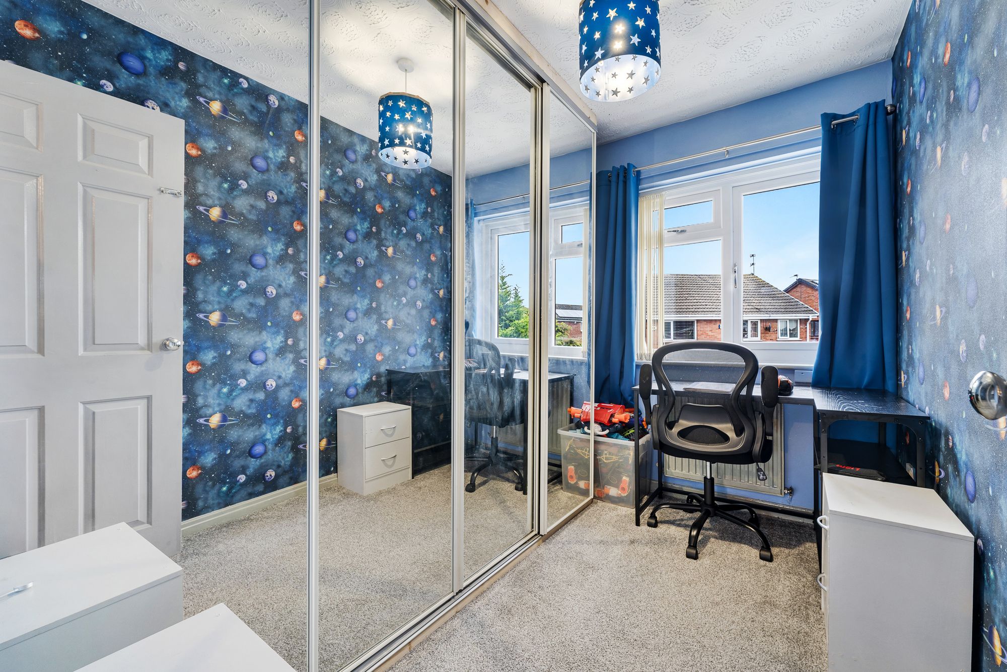 Flander Close, Widnes