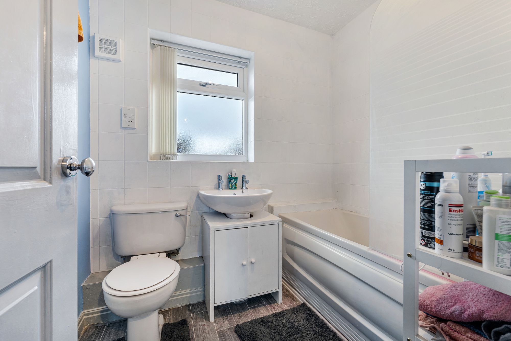 Flander Close, Widnes