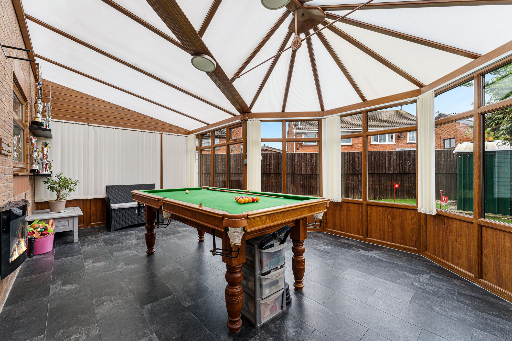 Flander Close, Widnes