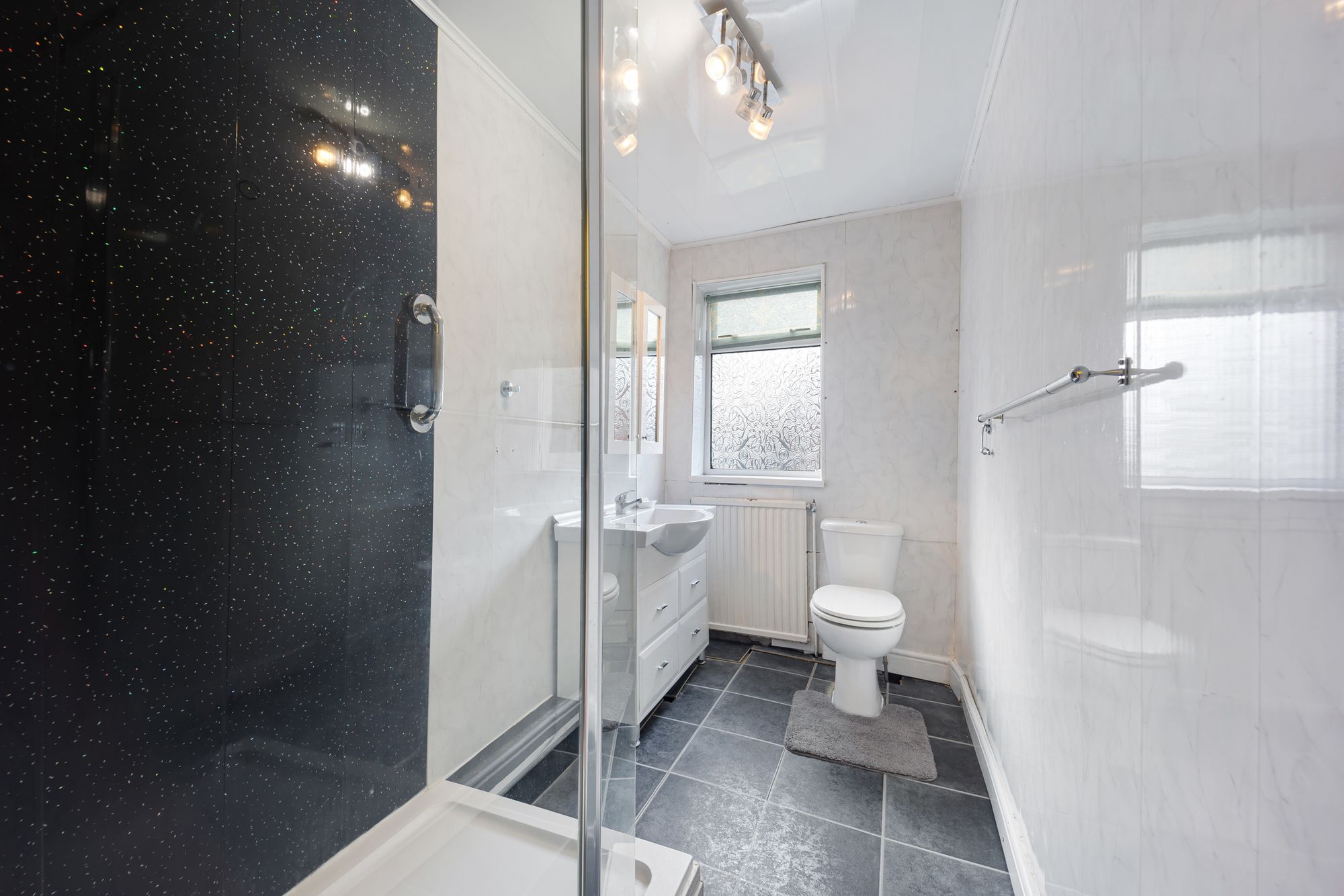 Ditchfield Road, Widnes, WA8