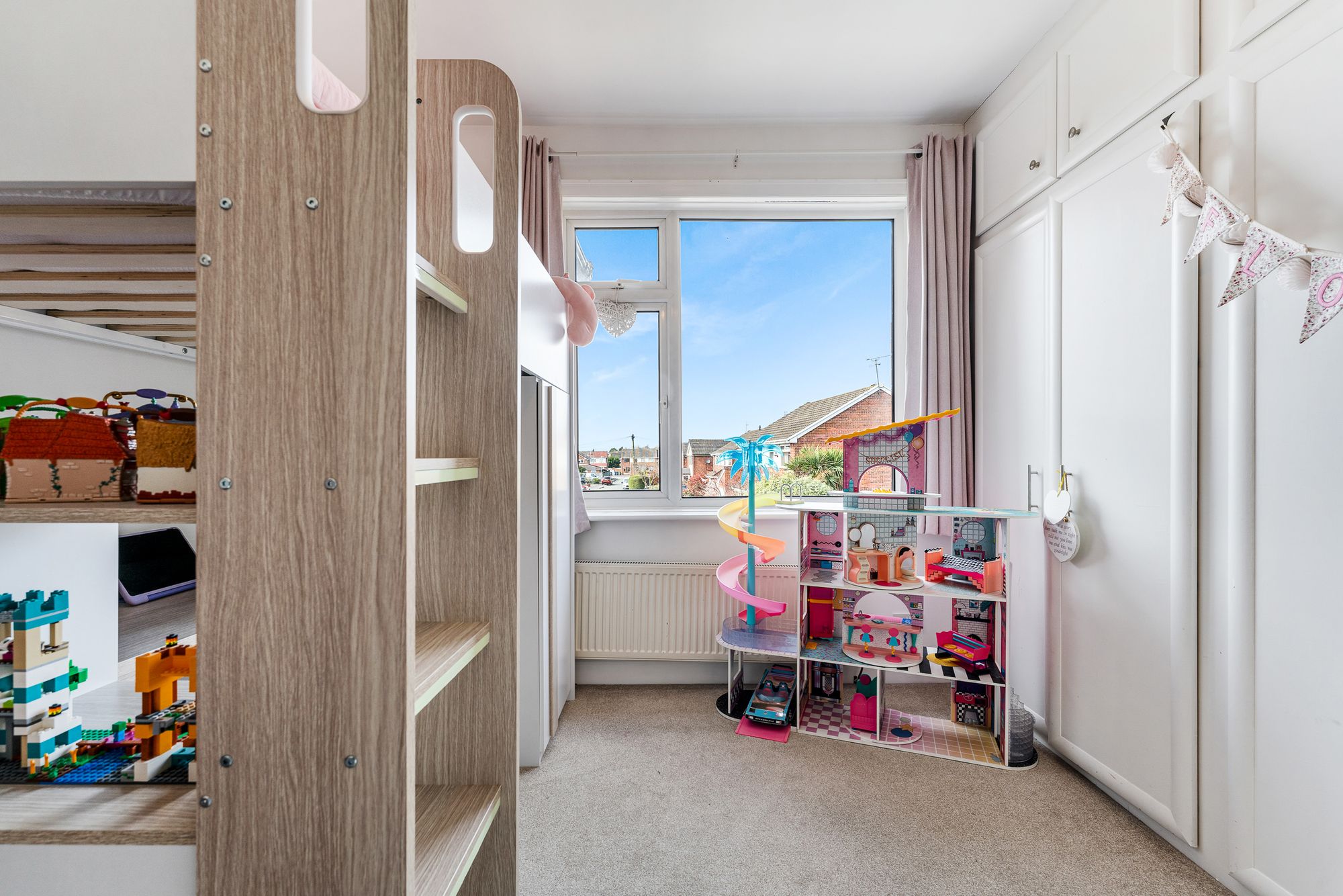 Upton Lane, Widnes, WA8