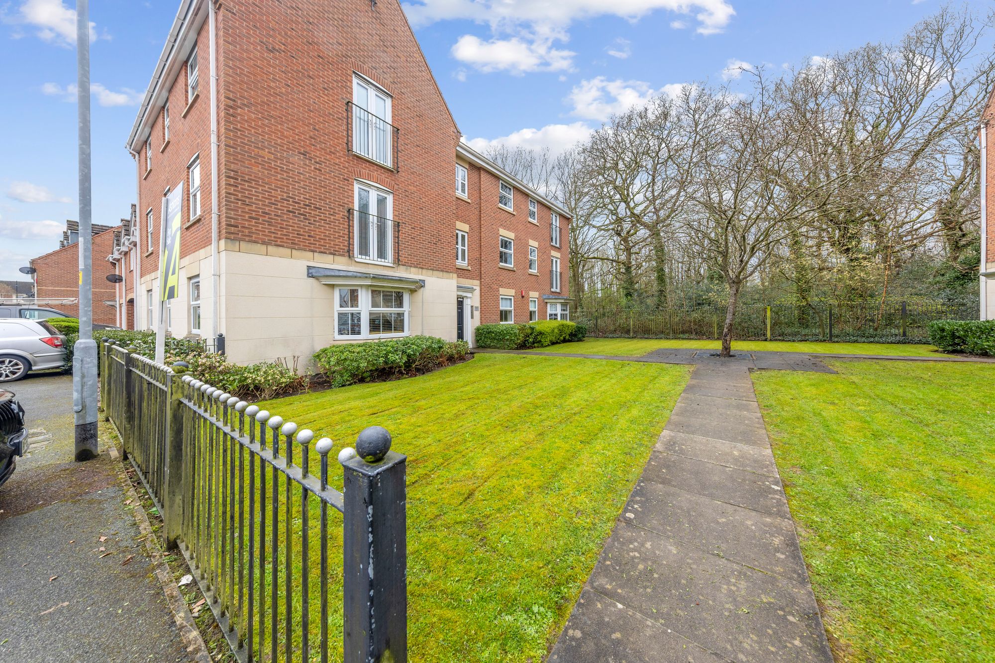 Rockford Gardens, Great Sankey, WA5