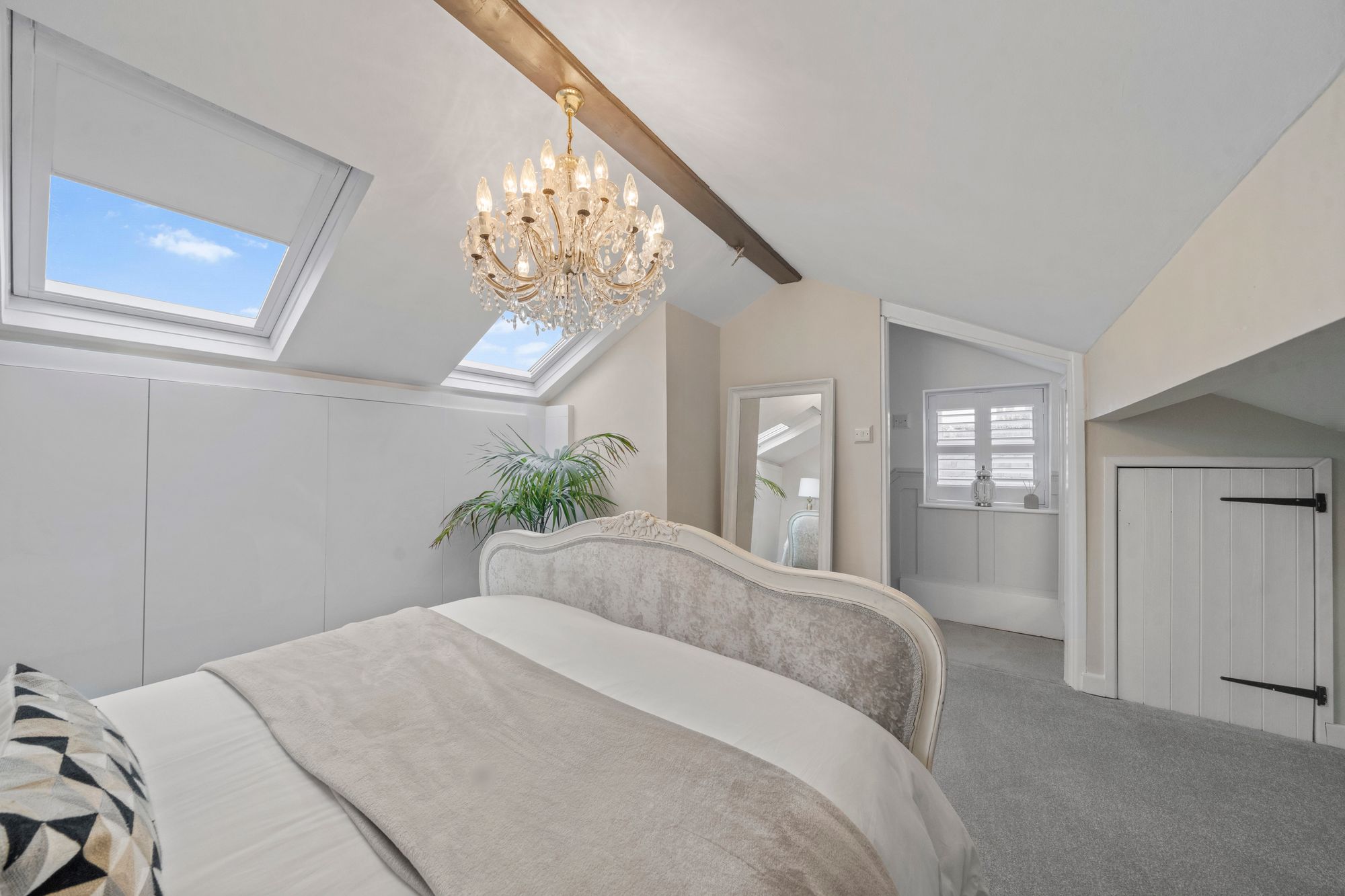 Warrington Road, Abram, WN2