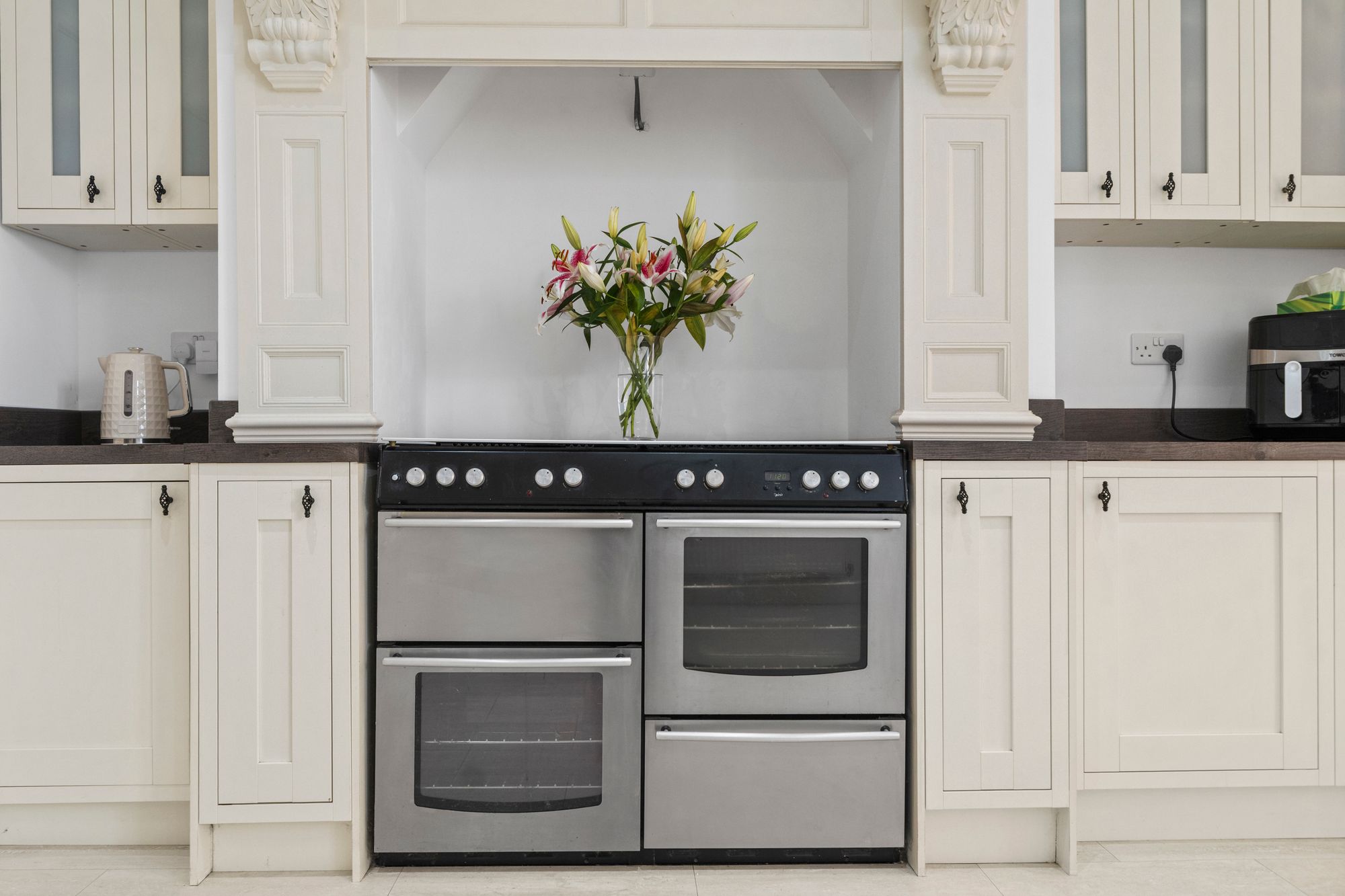 Warrington Road, Abram, WN2