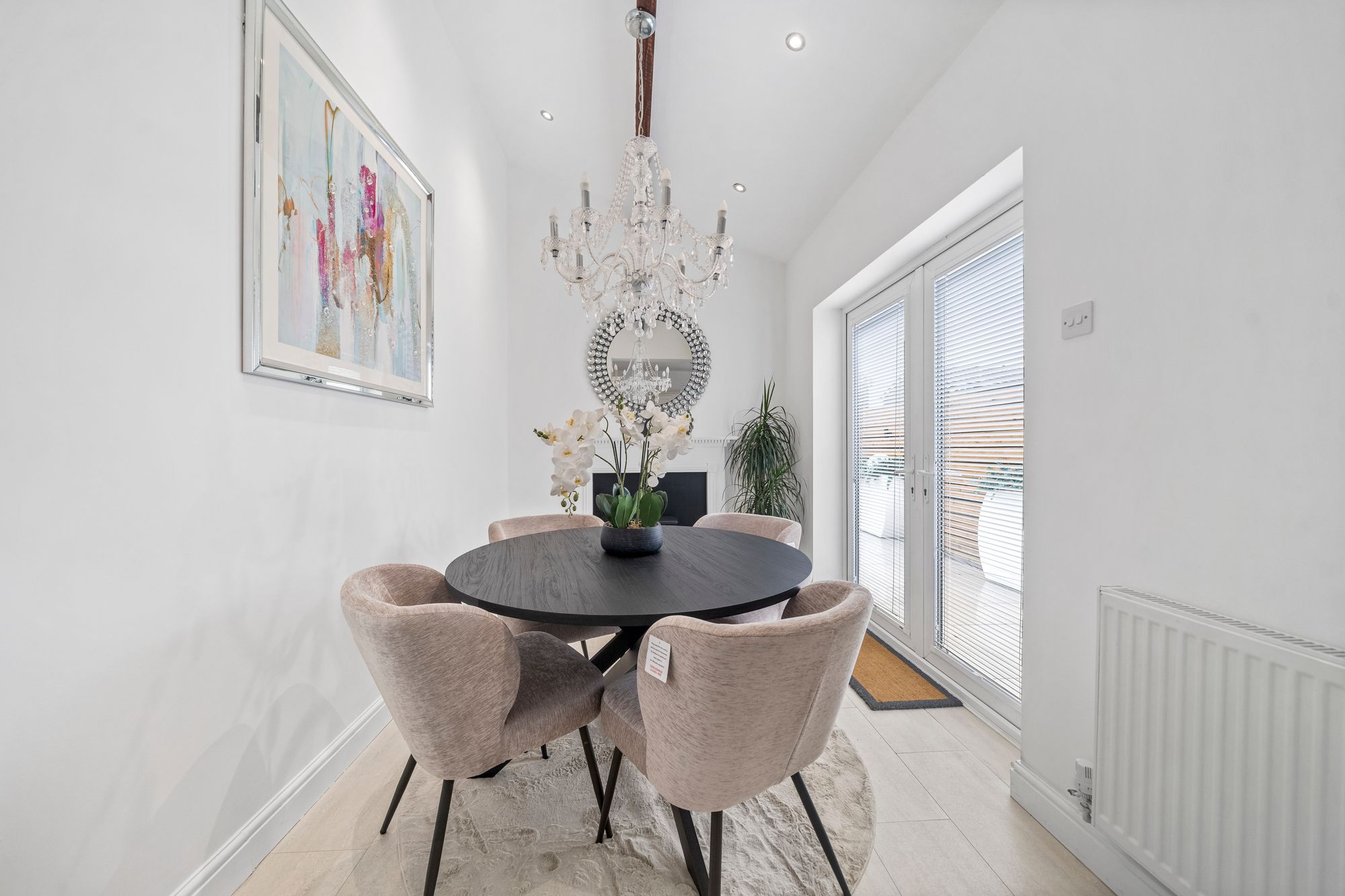 Warrington Road, Abram, WN2