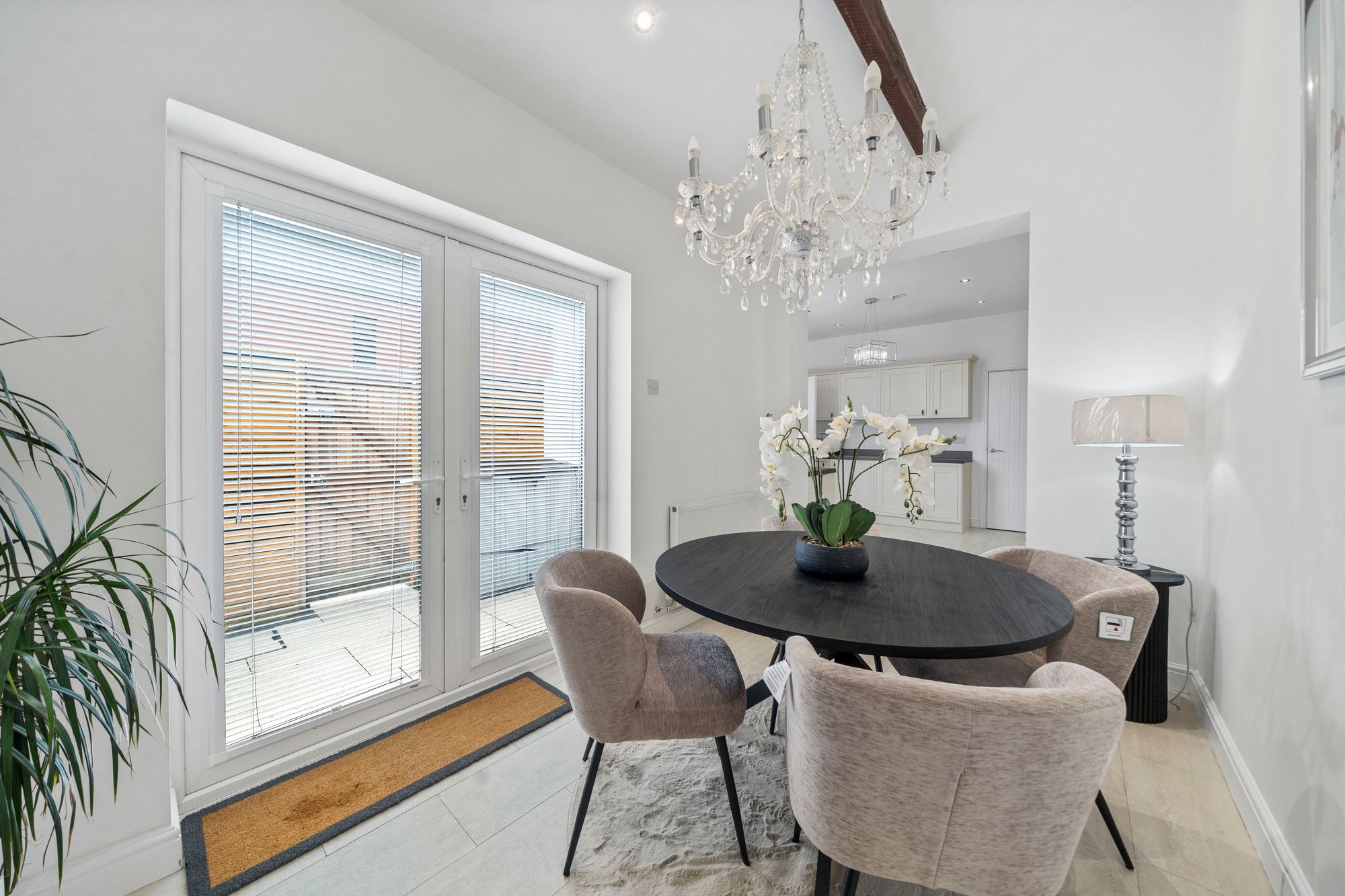 Warrington Road, Abram, WN2