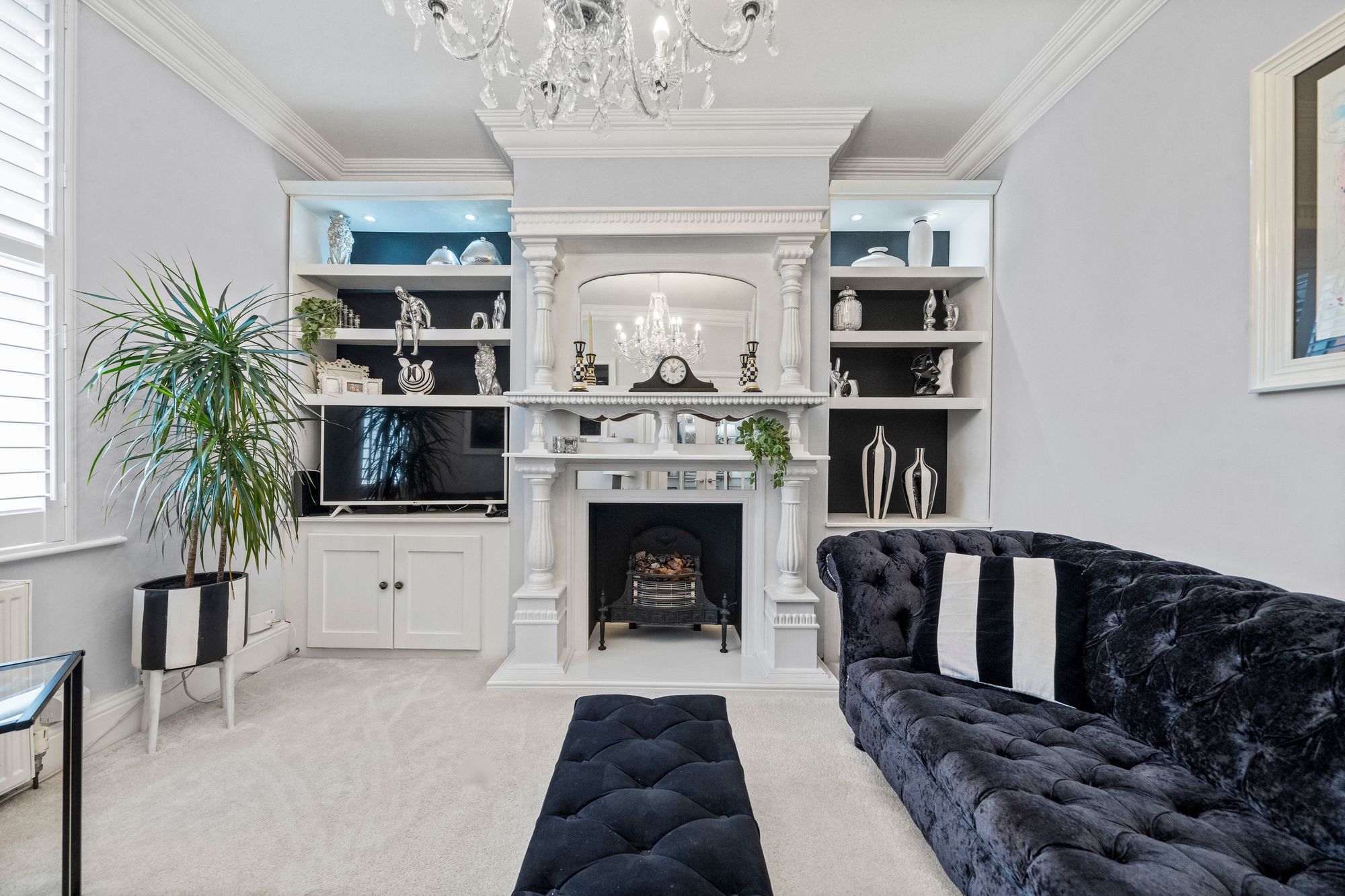 Warrington Road, Abram, WN2