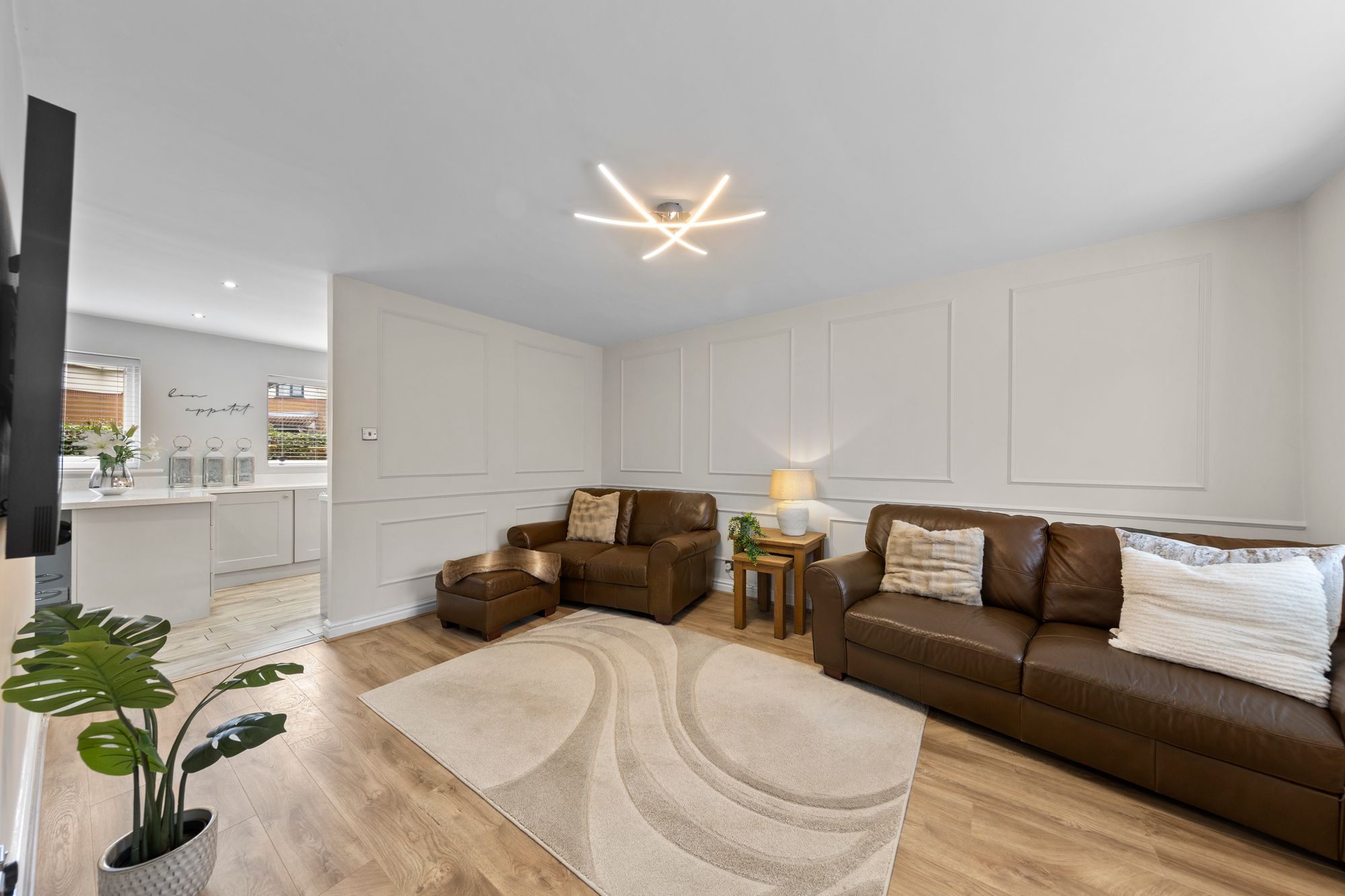 Flaxley Close, Birchwood, WA3