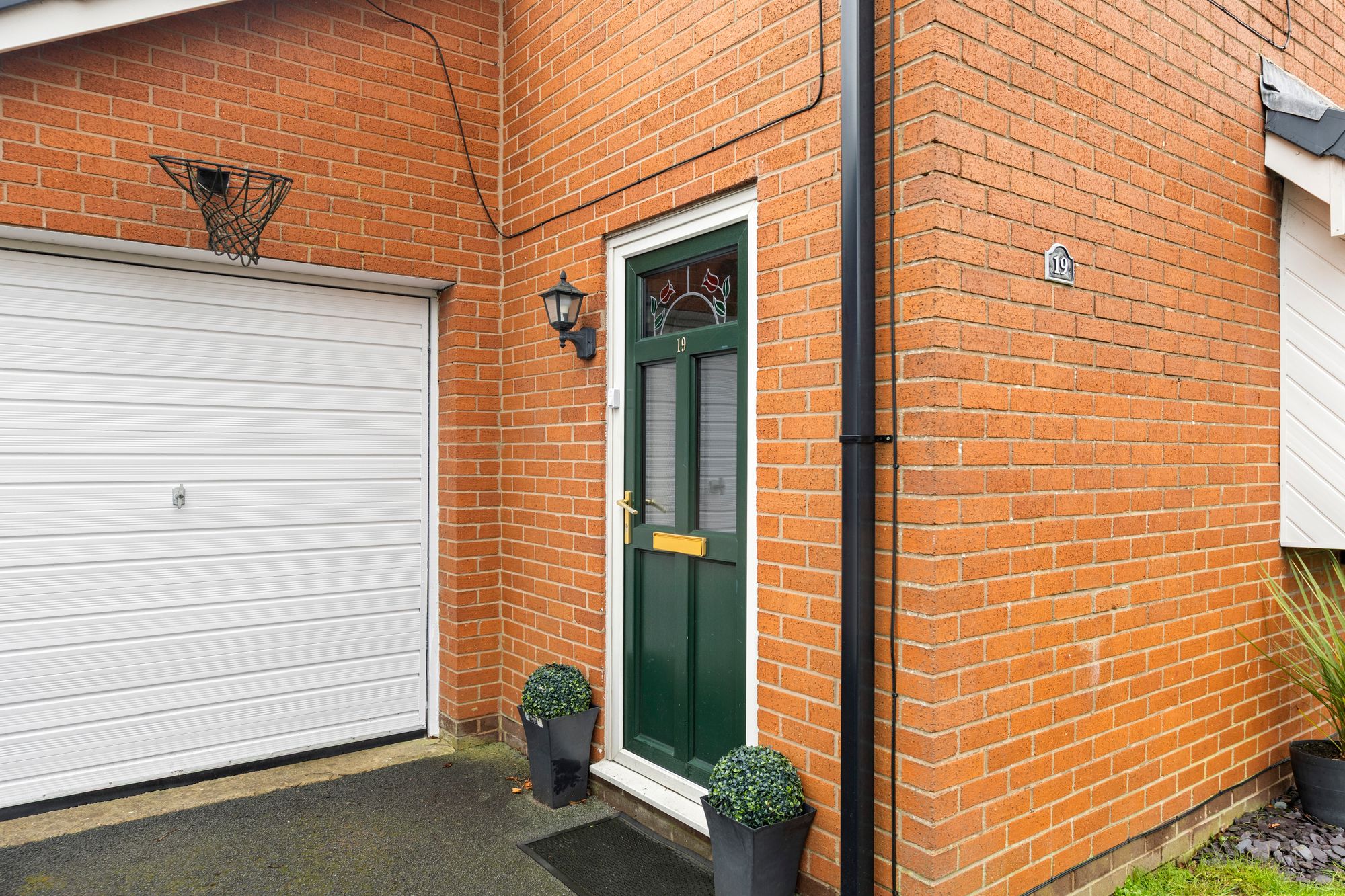 Flaxley Close, Birchwood, WA3
