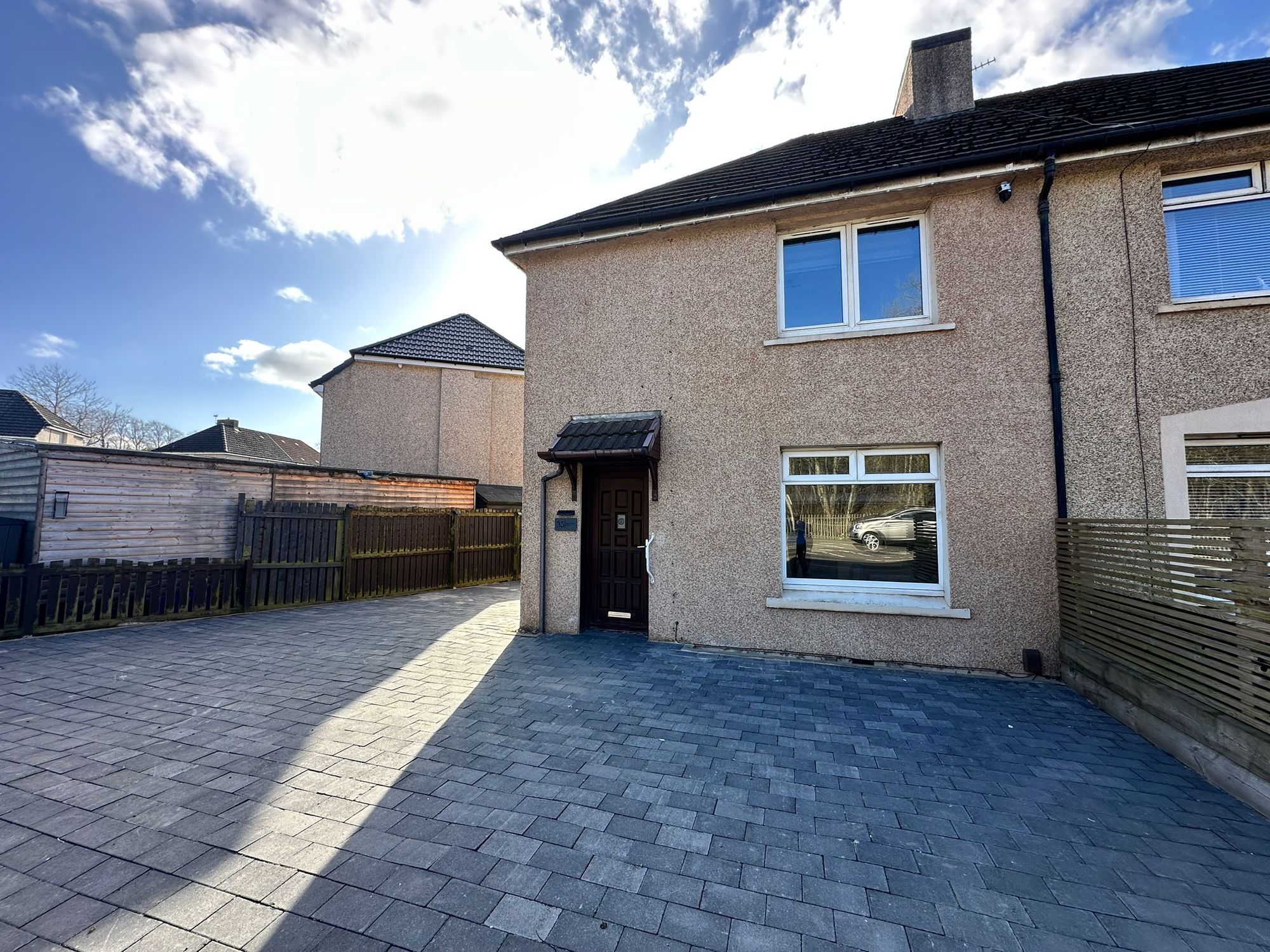 35 Westwood Road, Newmains